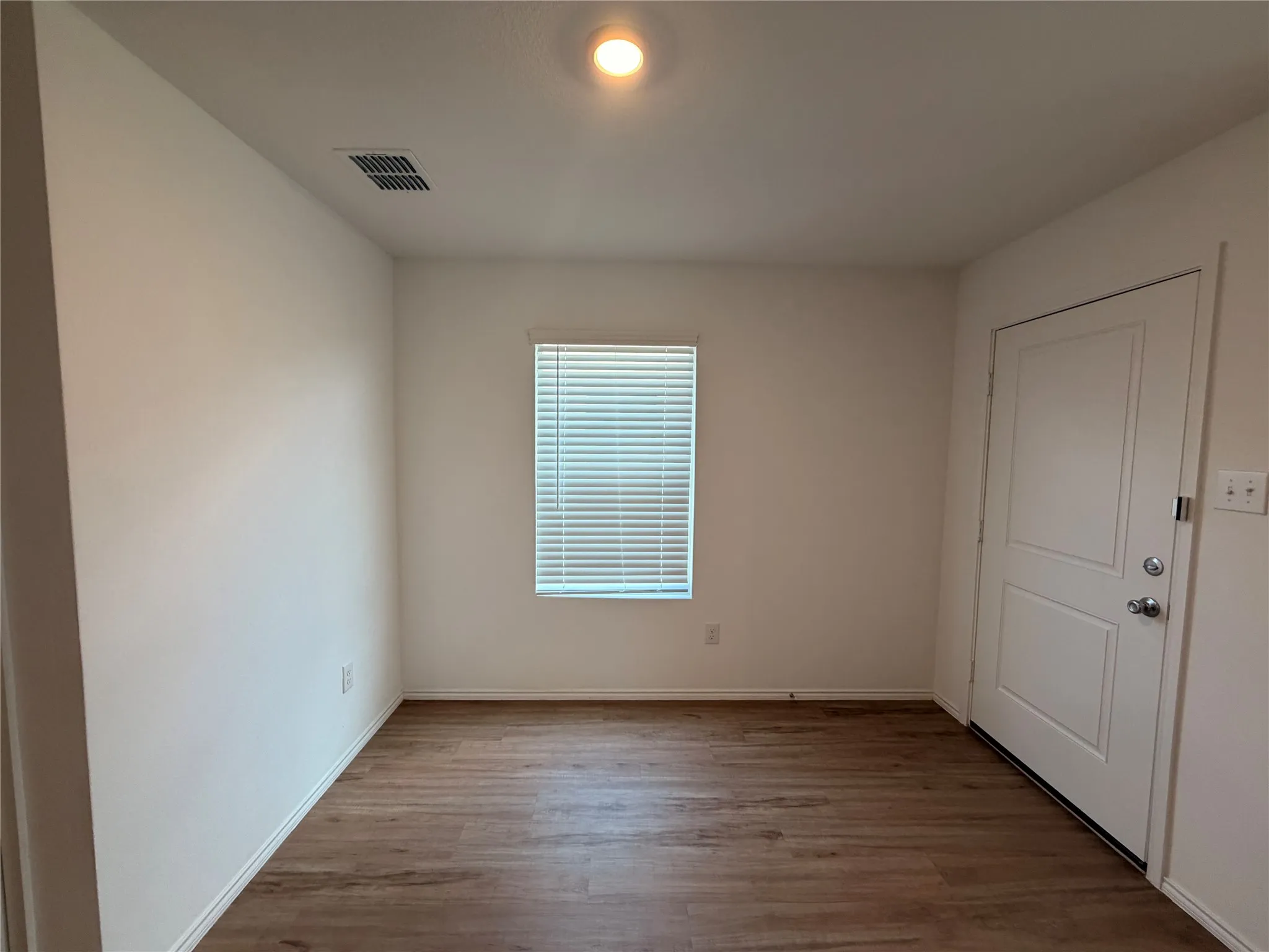 Single Family Residence For Sale in Ellis County , 465 Whistlestop Way, Ferris, Texas 75125, 3 Bedroom, 2 Bathroom, Garage spaces, 1,150 Sqft, built in 2023, mls#21328061, Real Estate Agent in Ferris, Homes For Sale in Ellis county, Homes For Sale in Ferris, Realtor in Ferris Texas, Real Estate Brokerage Independent Realty Texas, Luminita Cordes Realtor