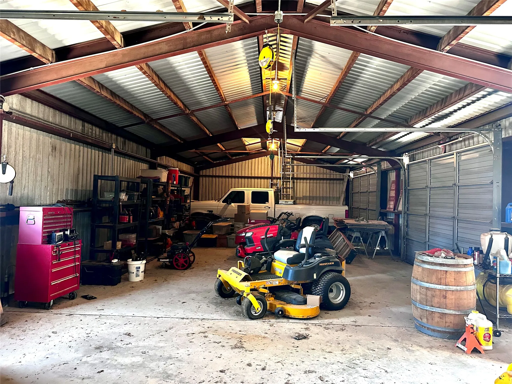 Farm For Sale in Callahan County , 7846 County Road 452, Cross Plains, Texas 76443, 3 Bedroom, 3 Bathroom, 2 Garage spaces, 3,996 Sqft, built in 2017, mls#21328064, Real Estate Agent in Cross Plains, Homes For Sale in Callahan county, Homes For Sale in Cross Plains, Realtor in Cross Plains Texas, Real Estate Brokerage Independent Realty Texas, Luminita Cordes Realtor
