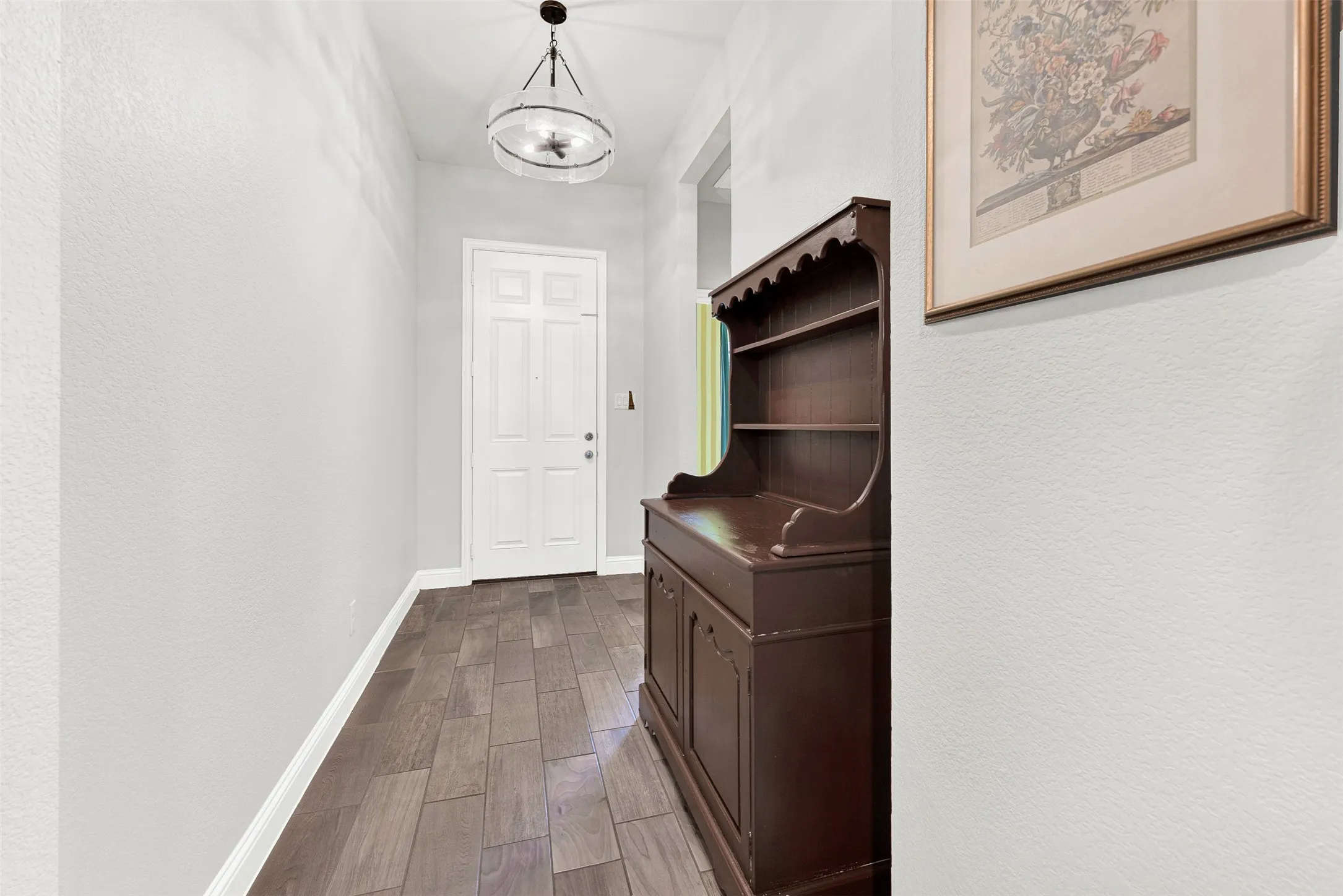 Single Family Residence For Sale in Collin County , 917 Llano Falls Drive, Mc Kinney, Texas 75071, 3 Bedrooms, 2 Bathrooms, 2 Garage spaces, 2,517 Sqft, built in 2015, Price $489,000, mls#21328026, Real Estate Agent in Mc Kinney, Homes For Sale in Collin county, Homes For Sale in Mc Kinney, Realtor in Mc Kinney Texas, Real Estate Brokerage Independent Realty Texas, Luminita Cordes Realtor