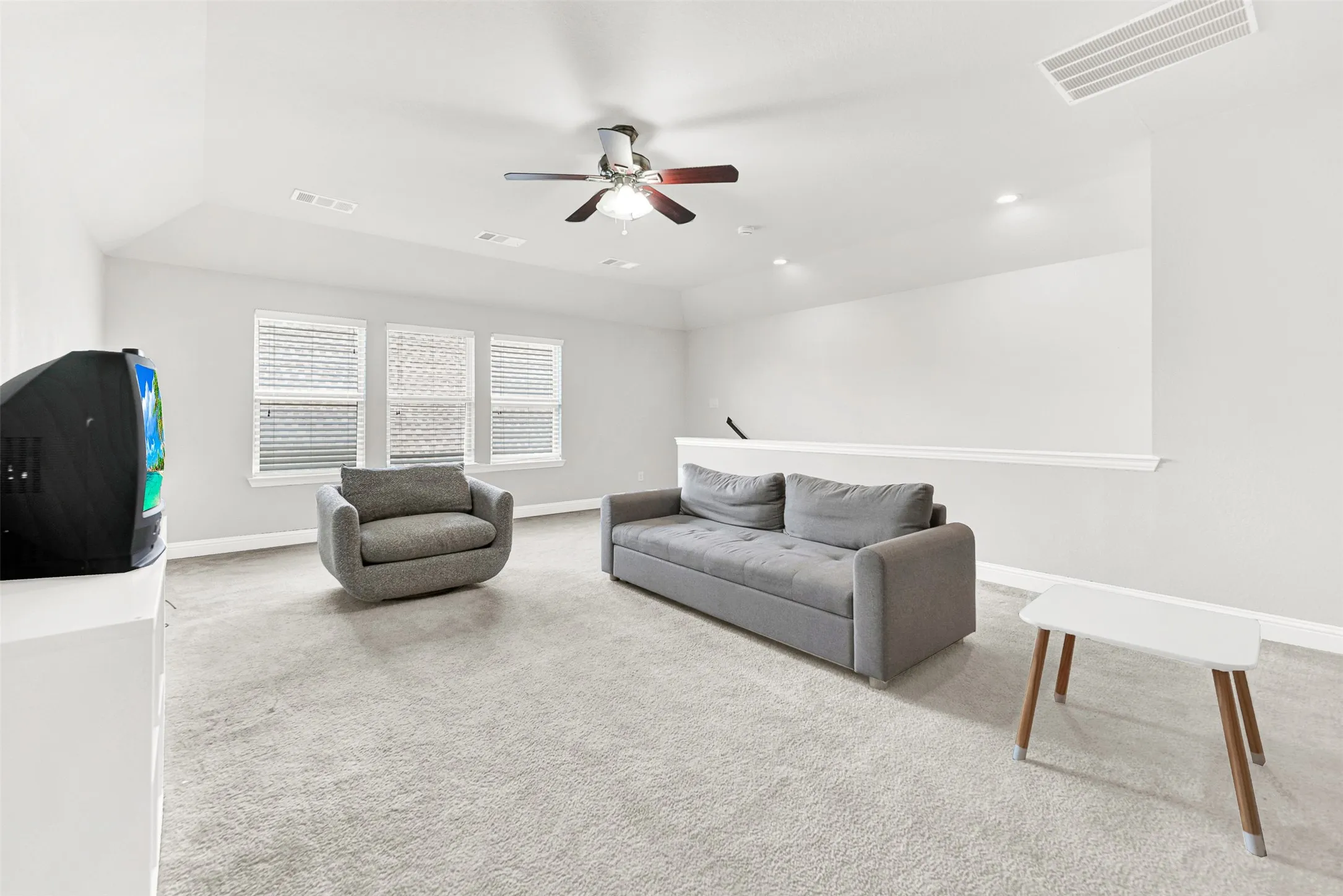 Single Family Residence For Sale in Collin County , 917 Llano Falls Drive, Mc Kinney, Texas 75071, 3 Bedrooms, 2 Bathrooms, 2 Garage spaces, 2,517 Sqft, built in 2015, Price $489,000, mls#21328026, Real Estate Agent in Mc Kinney, Homes For Sale in Collin county, Homes For Sale in Mc Kinney, Realtor in Mc Kinney Texas, Real Estate Brokerage Independent Realty Texas, Luminita Cordes Realtor