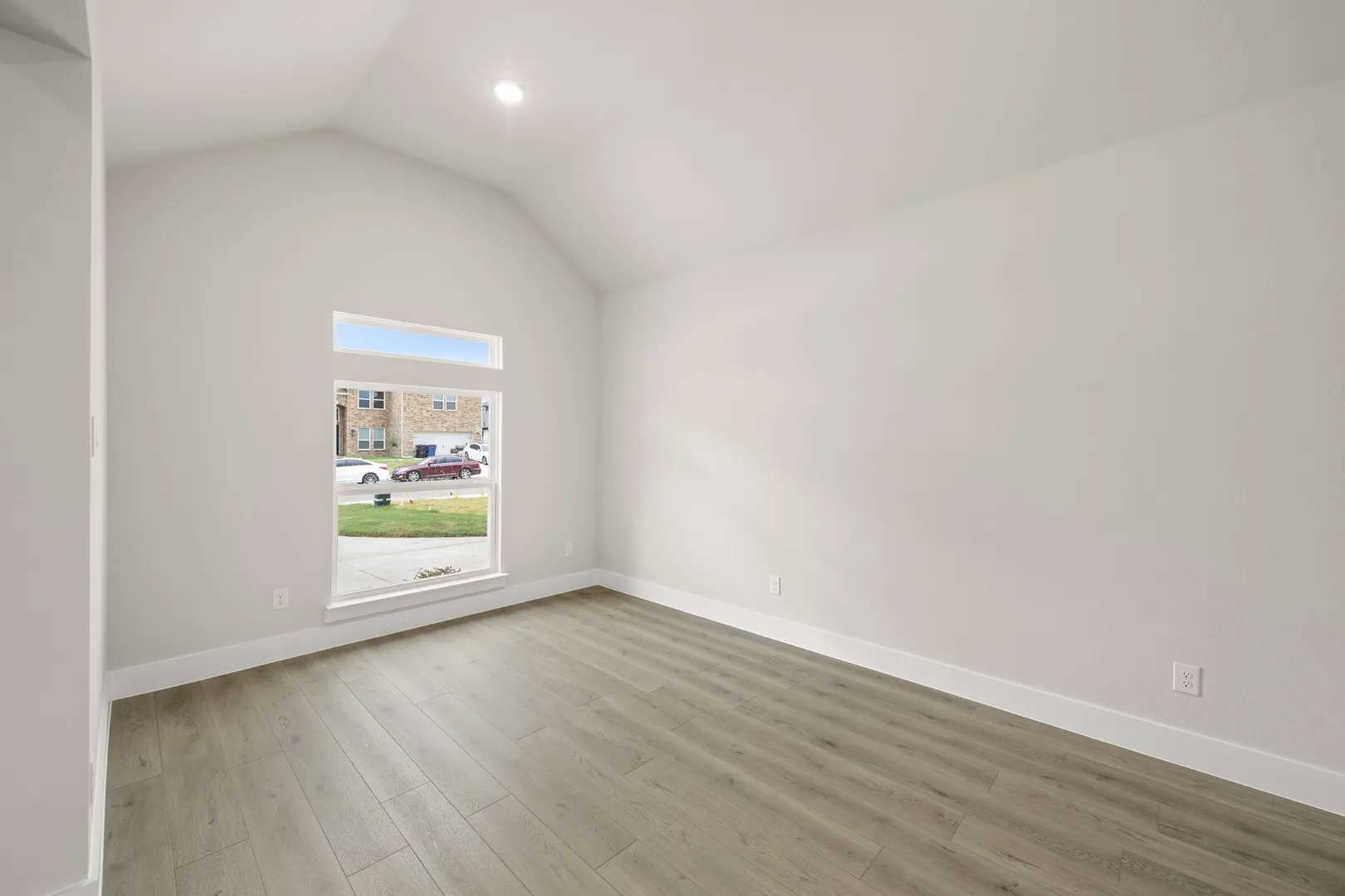 3731 Milwaukee- Flex Space-1