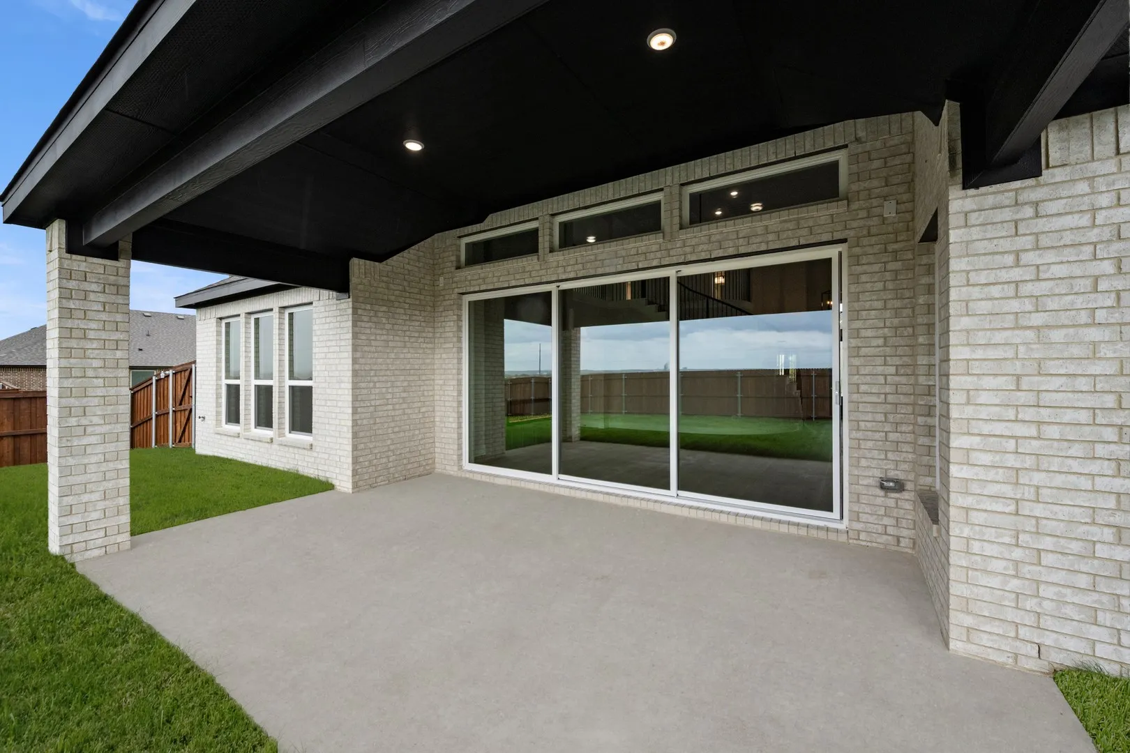 3731 Milwaukee- Back-1
