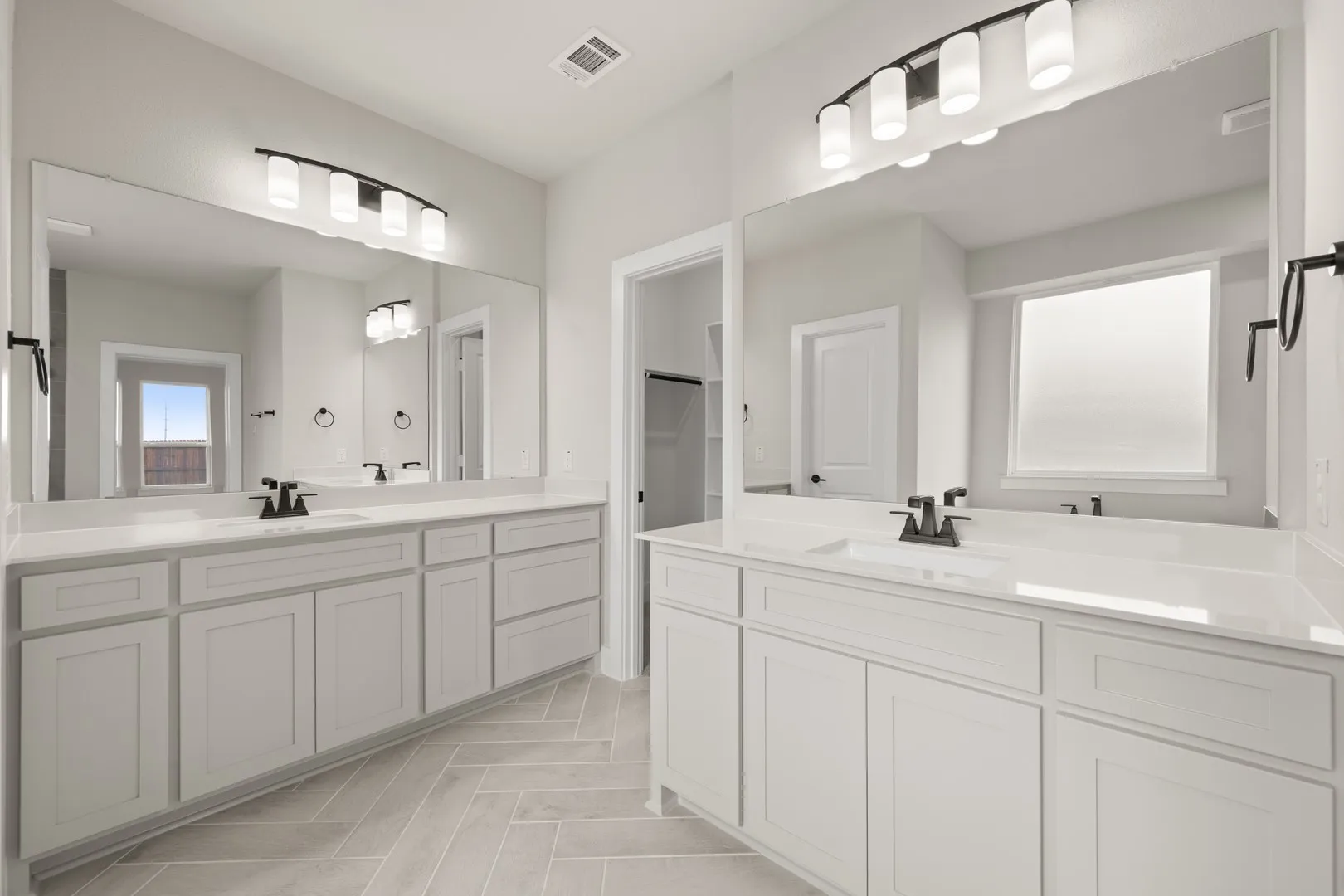 3731 Milwaukee- Primary Suite-4