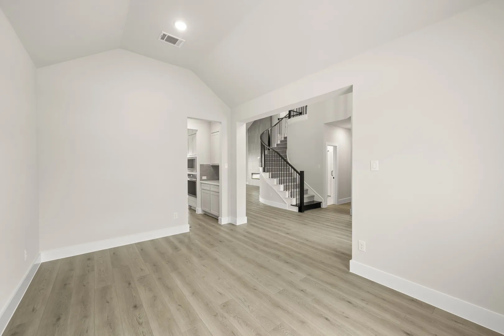 3731 Milwaukee- Flex Space-2