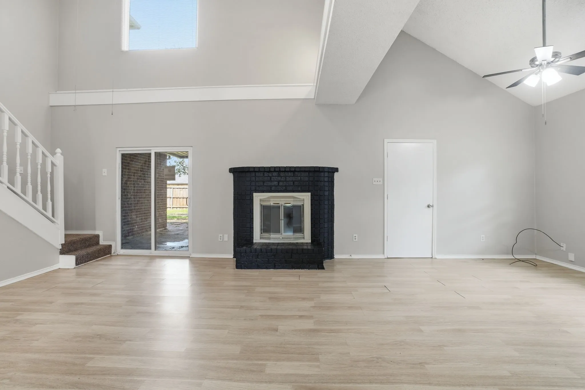 Single Family Residence For Sale in Dallas County , 512 Buttercup Trail, Mesquite, Texas 75149, 4 Bedroom, 3 Bathroom, 2 Garage spaces, 2,162 Sqft, built in 1986, mls#21282266, Real Estate Agent in Mesquite, Homes For Sale in Dallas county, Homes For Sale in Mesquite, Realtor in Mesquite Texas, Real Estate Brokerage Independent Realty Texas, Luminita Cordes Realtor