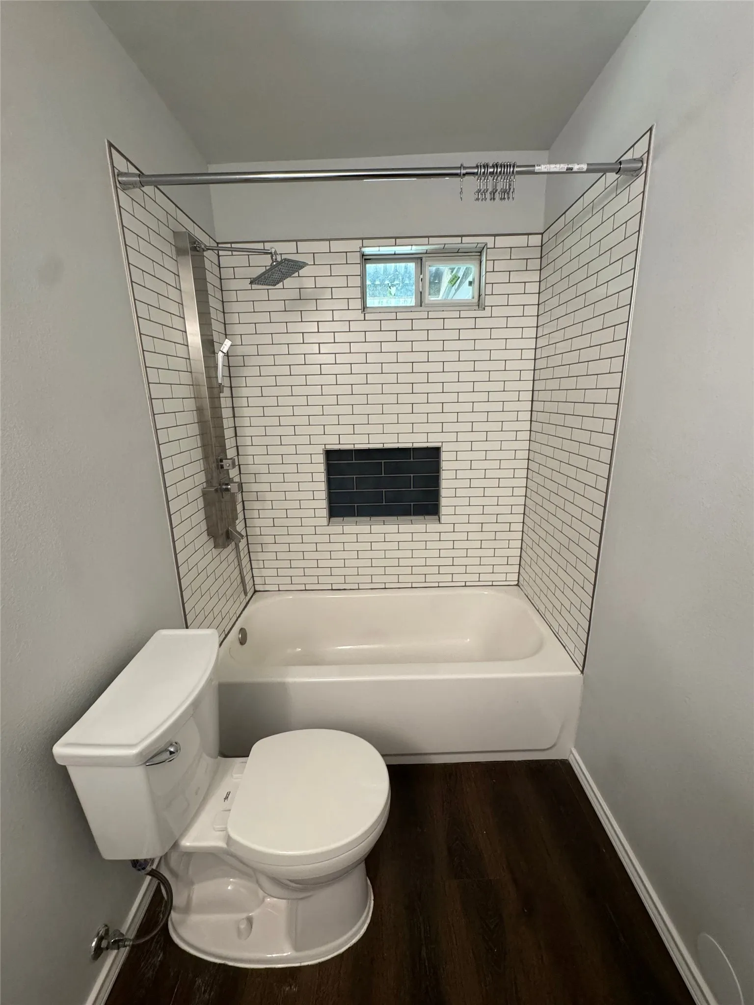 Single Family Residence For Rent in Tarrant County , 3241 Sandage Avenue, Fort Worth, Texas 76109, 3 Bedroom, 2 Bathroom, Garage spaces, 1,115 Sqft, built in 1946, mls#21328085, Real Estate Agent in Fort Worth, Homes For Rent in Tarrant county, Homes For Rent in Fort Worth, Realtor in Fort Worth Texas, Real Estate Brokerage Independent Realty Texas, Luminita Cordes Realtor