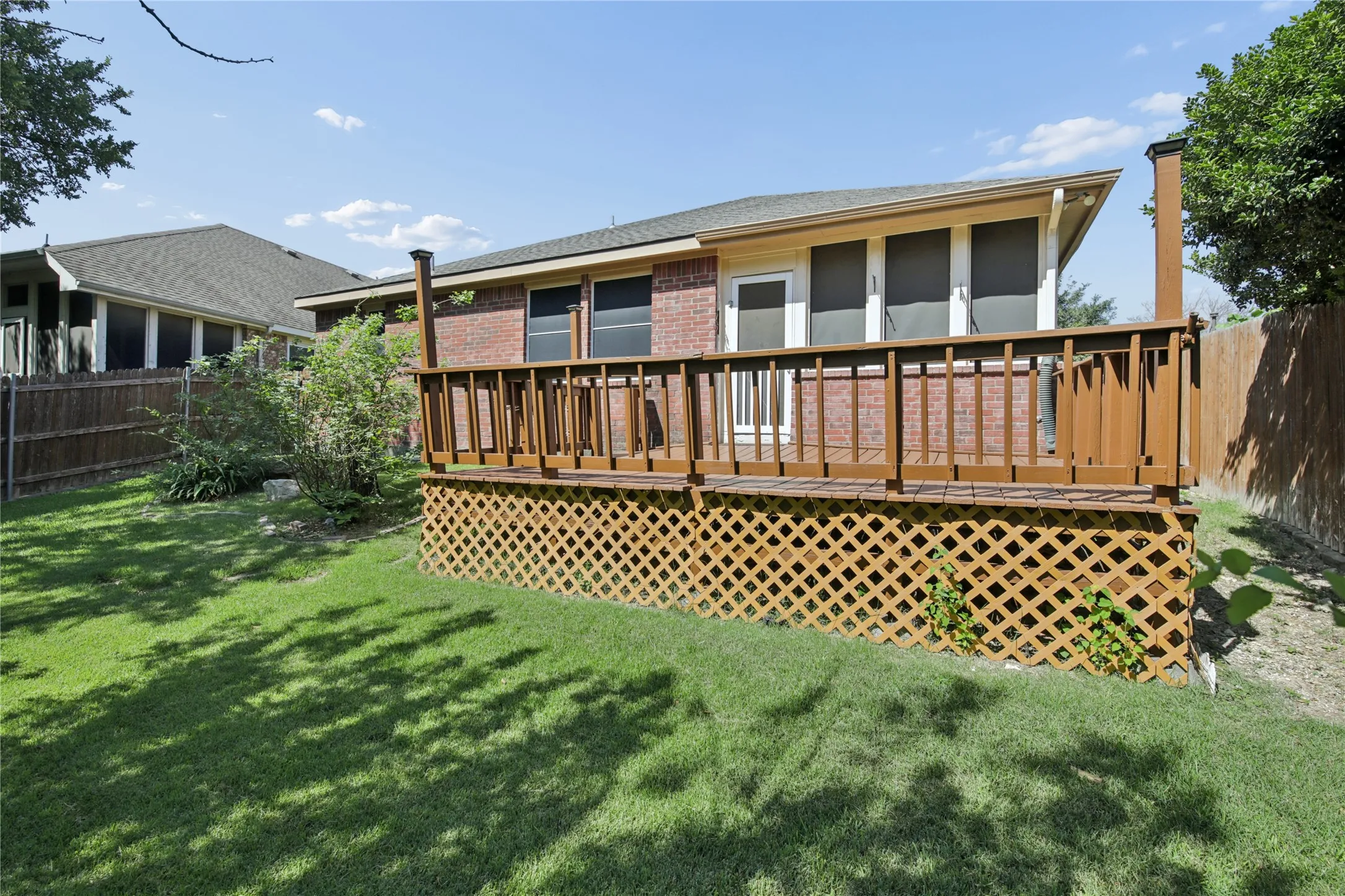 Single Family Residence For Sale in Dallas County , 1010 Sagebrush Trail, Duncanville, Texas 75137, 3 Bedroom, 2 Bathroom, 2 Garage spaces, 2,055 Sqft, built in 2006, mls#21328095, Real Estate Agent in Duncanville, Homes For Sale in Dallas county, Homes For Sale in Duncanville, Realtor in Duncanville Texas, Real Estate Brokerage Independent Realty Texas, Luminita Cordes Realtor