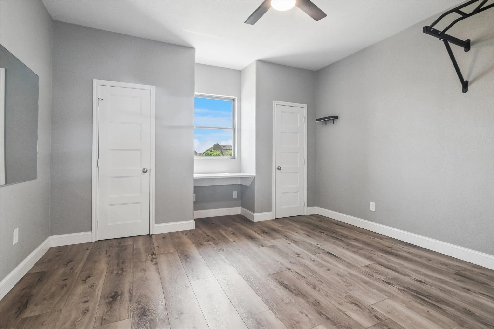 Single Family Residence For Sale in Collin County , 2500 Williamsburg Drive, Melissa, Texas 75454, 5 Bedroom, 4 Bathroom, 3 Garage spaces, 3,309 Sqft, built in 2019, mls#21328094, Real Estate Agent in Melissa, Homes For Sale in Collin county, Homes For Sale in Melissa, Realtor in Melissa Texas, Real Estate Brokerage Independent Realty Texas, Luminita Cordes Realtor