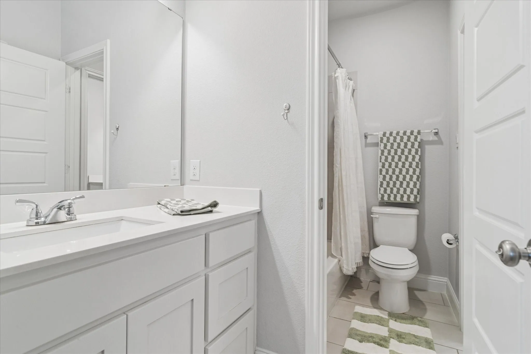 Single Family Residence For Sale in Collin County , 2500 Williamsburg Drive, Melissa, Texas 75454, 5 Bedroom, 4 Bathroom, 3 Garage spaces, 3,309 Sqft, built in 2019, mls#21328094, Real Estate Agent in Melissa, Homes For Sale in Collin county, Homes For Sale in Melissa, Realtor in Melissa Texas, Real Estate Brokerage Independent Realty Texas, Luminita Cordes Realtor