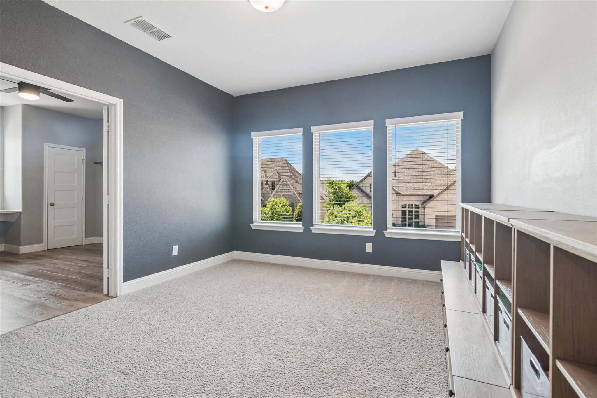 Single Family Residence For Sale in Collin County , 2500 Williamsburg Drive, Melissa, Texas 75454, 5 Bedroom, 4 Bathroom, 3 Garage spaces, 3,309 Sqft, built in 2019, mls#21328094, Real Estate Agent in Melissa, Homes For Sale in Collin county, Homes For Sale in Melissa, Realtor in Melissa Texas, Real Estate Brokerage Independent Realty Texas, Luminita Cordes Realtor