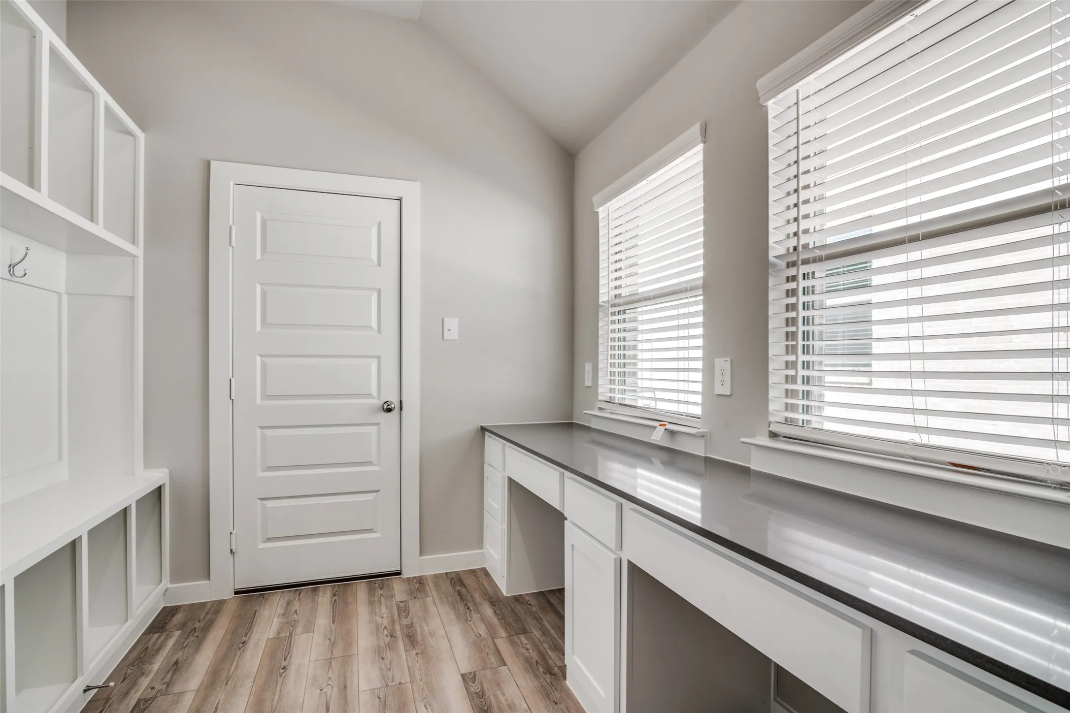 Single Family Residence For Rent in Rockwall County , 6231 Tawakoni Lane, Royse City, Texas 75189, 3 Bedroom, 2 Bathroom, 2 Garage spaces, 1,881 Sqft, built in 2022, mls#21328097, Real Estate Agent in Royse City, Homes For Rent in Rockwall county, Homes For Rent in Royse City, Realtor in Royse City Texas, Real Estate Brokerage Independent Realty Texas, Luminita Cordes Realtor