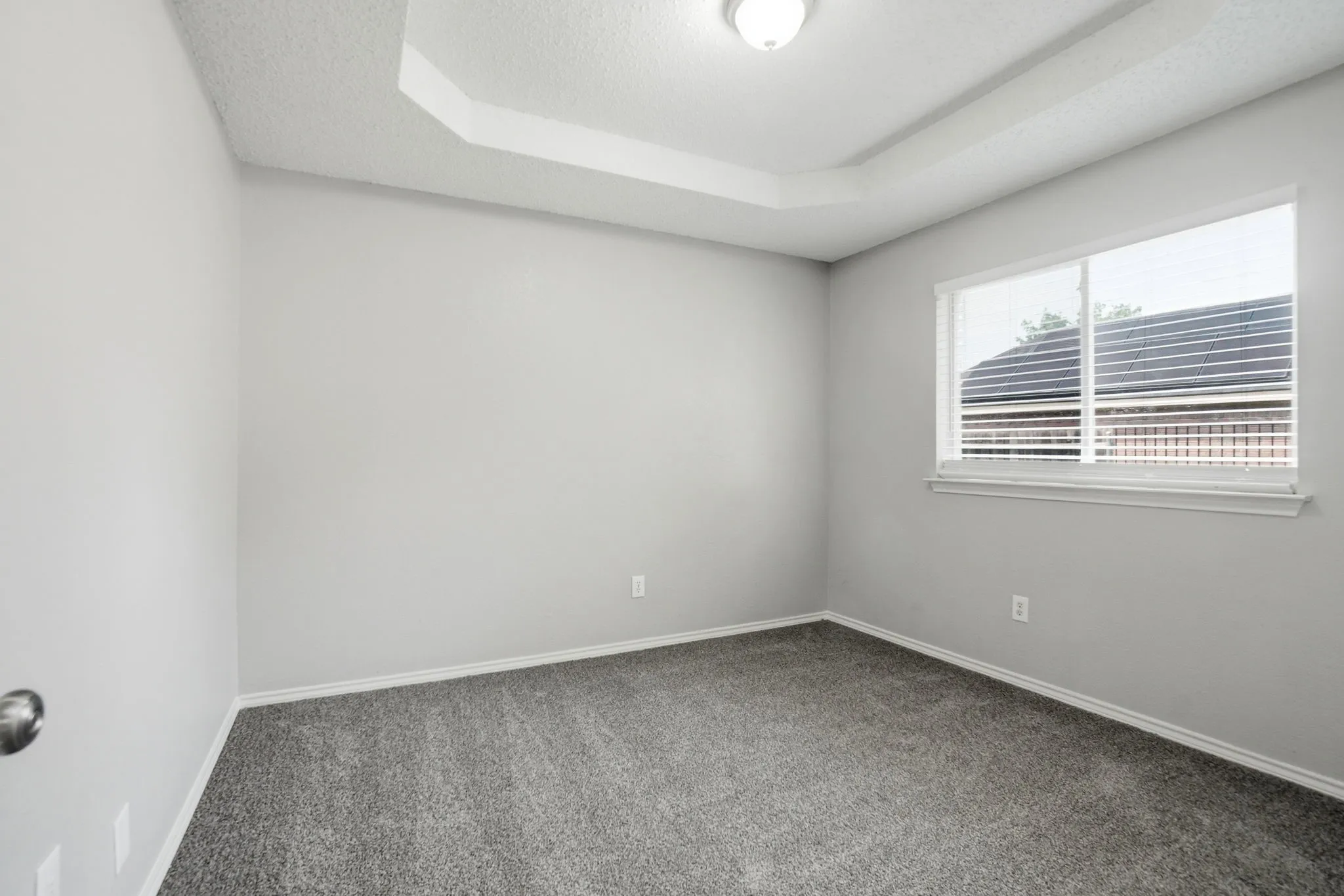 Single Family Residence For Sale in Dallas County , 915 Sea Shell Drive, Mesquite, Texas 75149, 4 Bedroom, 2 Bathroom, 2 Garage spaces, 1,940 Sqft, built in 1997, mls#21326342, Real Estate Agent in Mesquite, Homes For Sale in Dallas county, Homes For Sale in Mesquite, Realtor in Mesquite Texas, Real Estate Brokerage Independent Realty Texas, Luminita Cordes Realtor