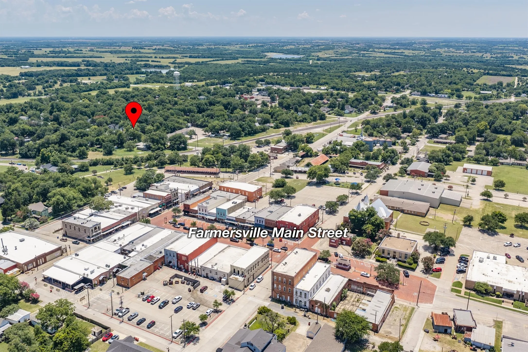Single Family Residence For Sale in Collin County , 210 Hill Street, Farmersville, Texas 75442, 2 Bedroom, 1 Bathroom, Garage spaces, 1,028 Sqft, built in 1967, mls#21325214, Real Estate Agent in Farmersville, Homes For Sale in Collin county, Homes For Sale in Farmersville, Realtor in Farmersville Texas, Real Estate Brokerage Independent Realty Texas, Luminita Cordes Realtor