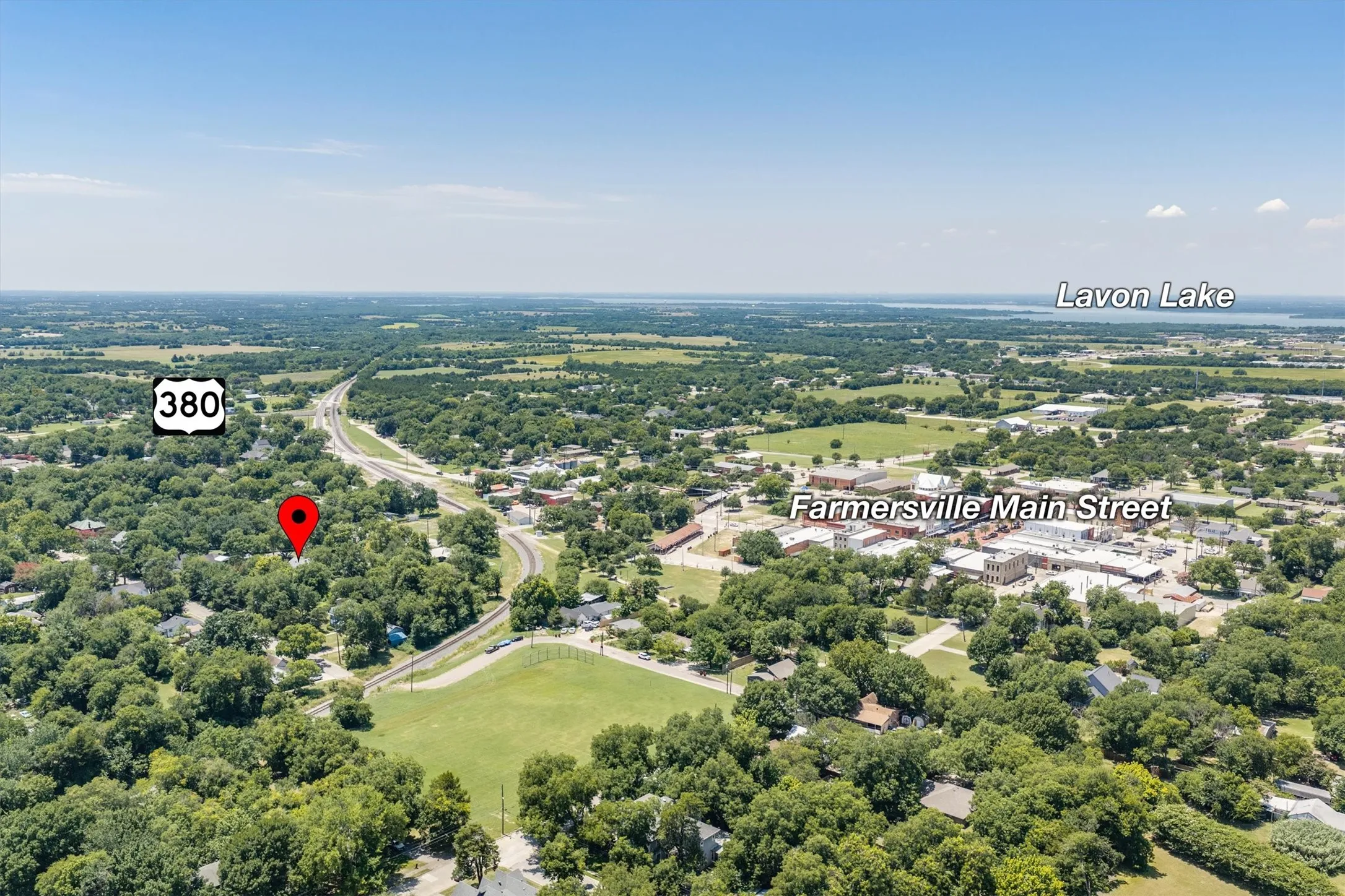 Single Family Residence For Sale in Collin County , 210 Hill Street, Farmersville, Texas 75442, 2 Bedroom, 1 Bathroom, Garage spaces, 1,028 Sqft, built in 1967, mls#21325214, Real Estate Agent in Farmersville, Homes For Sale in Collin county, Homes For Sale in Farmersville, Realtor in Farmersville Texas, Real Estate Brokerage Independent Realty Texas, Luminita Cordes Realtor