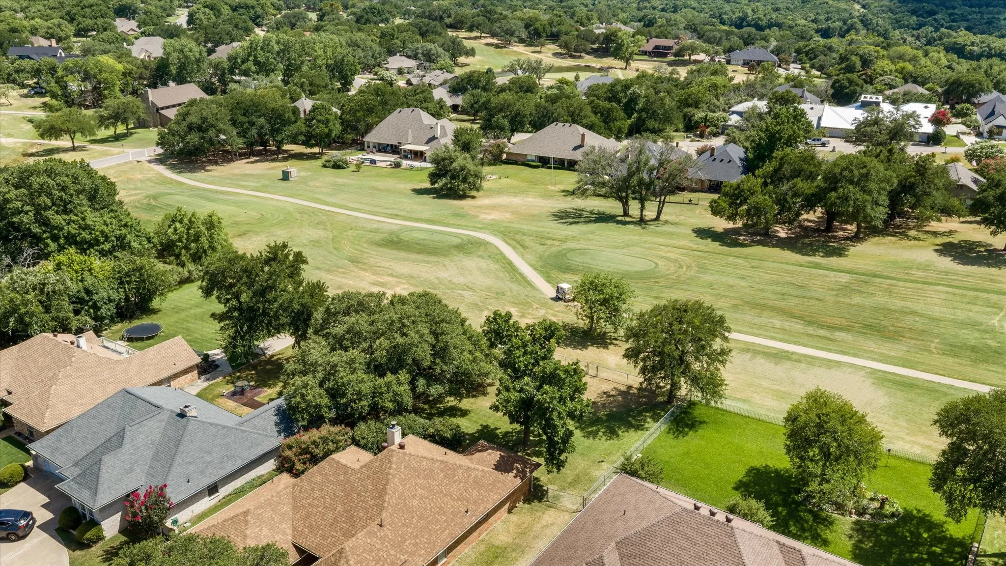 Single Family Residence For Sale in Hood County , 8724 Bellechase Road, Granbury, Texas 76049, 3 Bedroom, 2 Bathroom, 2 Garage spaces, 1,361 Sqft, built in 1993, mls#21319695, Real Estate Agent in Granbury, Homes For Sale in Hood county, Homes For Sale in Granbury, Realtor in Granbury Texas, Real Estate Brokerage Independent Realty Texas, Luminita Cordes Realtor