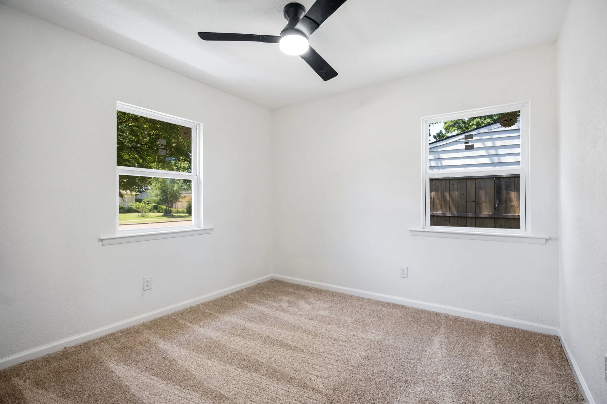 Single Family Residence For Sale in Dallas County , 3039 Mason Drive, Mesquite, Texas 75150, 4 Bedroom, 3 Bathroom, Garage spaces, 1,528 Sqft, built in 1959, mls#21328040, Real Estate Agent in Mesquite, Homes For Sale in Dallas county, Homes For Sale in Mesquite, Realtor in Mesquite Texas, Real Estate Brokerage Independent Realty Texas, Luminita Cordes Realtor