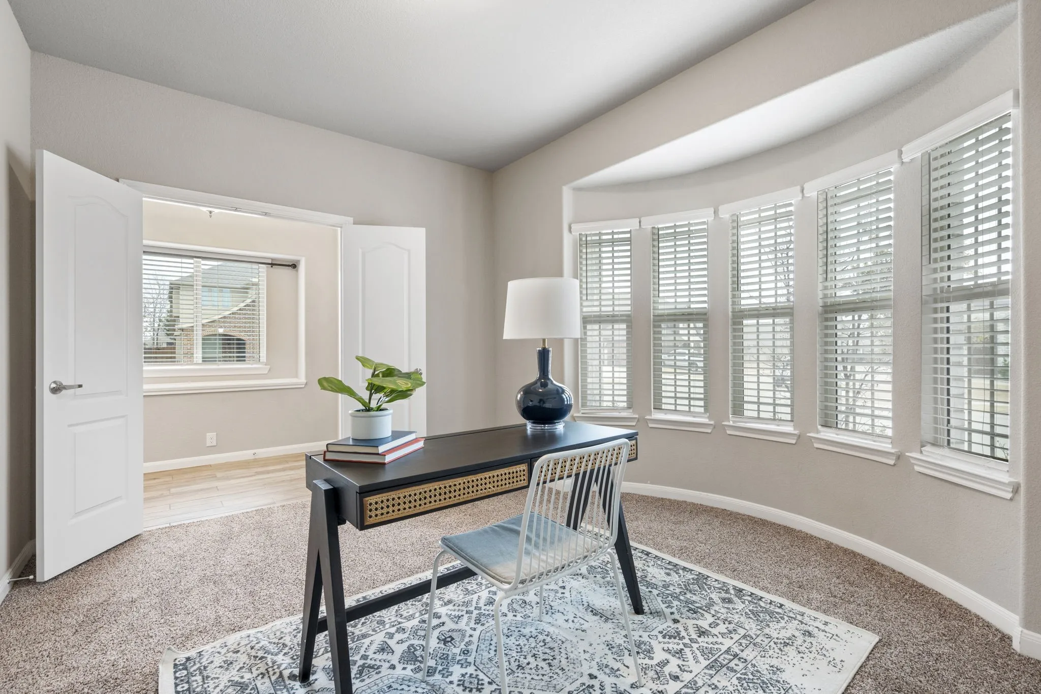 Single Family Residence For Sale in Collin County , 505 Lucas Lane, Lavon, Texas 75166, 4 Bedroom, 3 Bathroom, 2 Garage spaces, 2,490 Sqft, built in 2021, mls#21324636, Real Estate Agent in Lavon, Homes For Sale in Collin county, Homes For Sale in Lavon, Realtor in Lavon Texas, Real Estate Brokerage Independent Realty Texas, Luminita Cordes Realtor