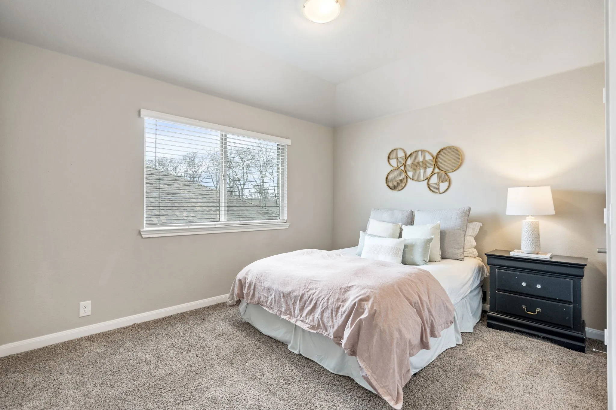 Single Family Residence For Sale in Collin County , 505 Lucas Lane, Lavon, Texas 75166, 4 Bedroom, 3 Bathroom, 2 Garage spaces, 2,490 Sqft, built in 2021, mls#21324636, Real Estate Agent in Lavon, Homes For Sale in Collin county, Homes For Sale in Lavon, Realtor in Lavon Texas, Real Estate Brokerage Independent Realty Texas, Luminita Cordes Realtor