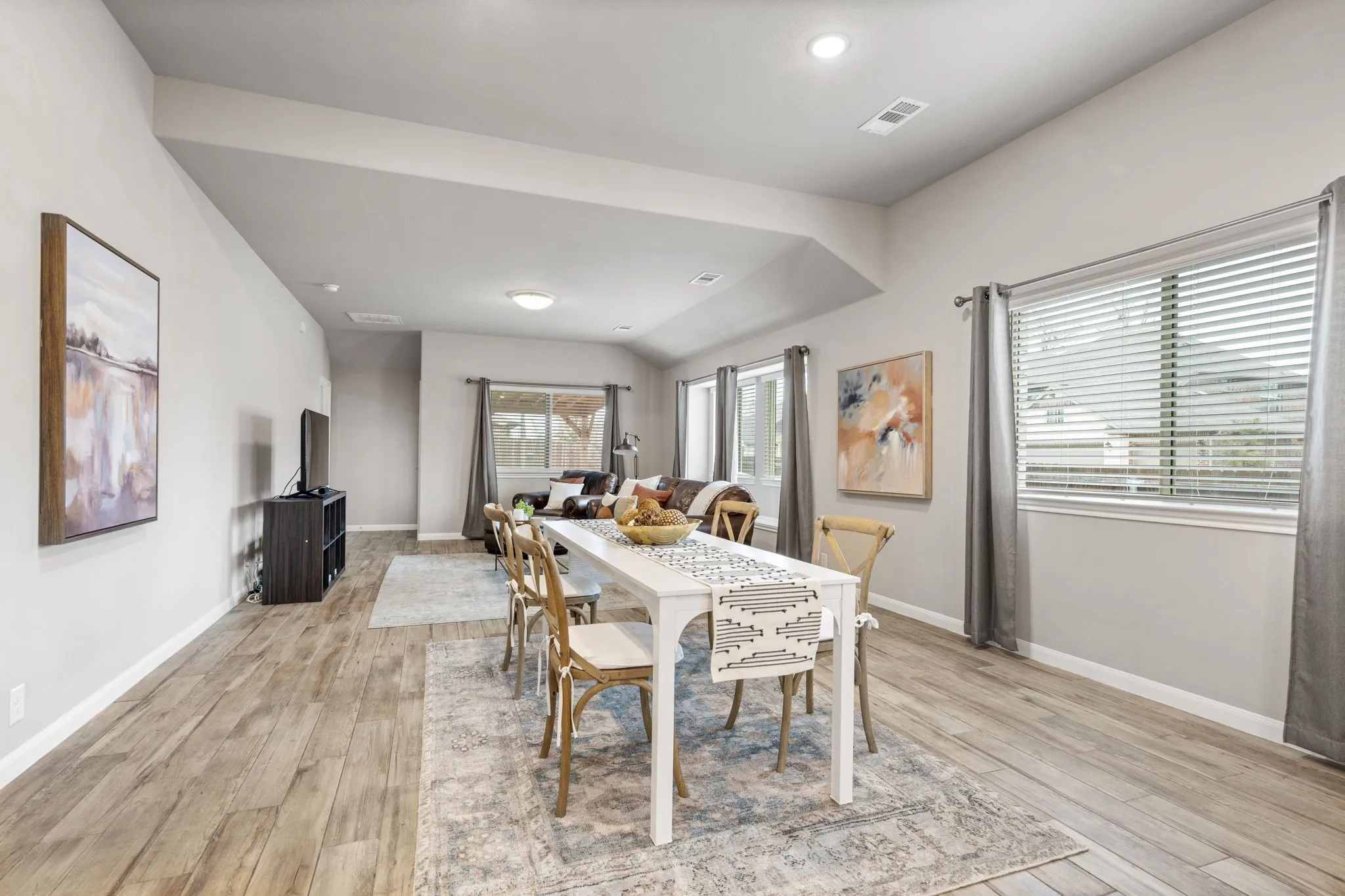 Single Family Residence For Sale in Collin County , 505 Lucas Lane, Lavon, Texas 75166, 4 Bedroom, 3 Bathroom, 2 Garage spaces, 2,490 Sqft, built in 2021, mls#21324636, Real Estate Agent in Lavon, Homes For Sale in Collin county, Homes For Sale in Lavon, Realtor in Lavon Texas, Real Estate Brokerage Independent Realty Texas, Luminita Cordes Realtor