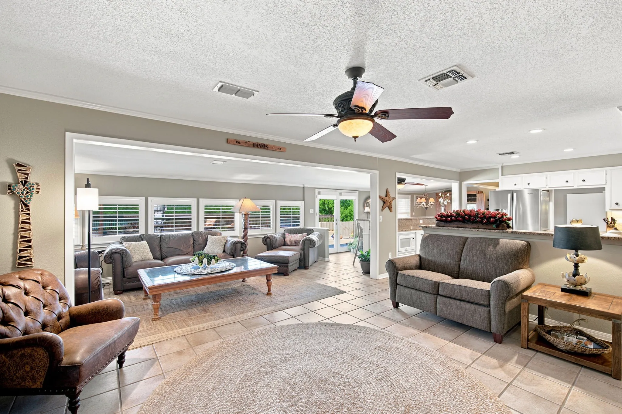 Single Family Residence For Sale in Bosque County , 311 County Road 1710, Clifton, Texas 76634, 5 Bedroom, 3 Bathroom, 4 Garage spaces, 3,592 Sqft, built in 1978, mls#21316958, Real Estate Agent in Clifton, Homes For Sale in Bosque county, Homes For Sale in Clifton, Realtor in Clifton Texas, Real Estate Brokerage Independent Realty Texas, Luminita Cordes Realtor