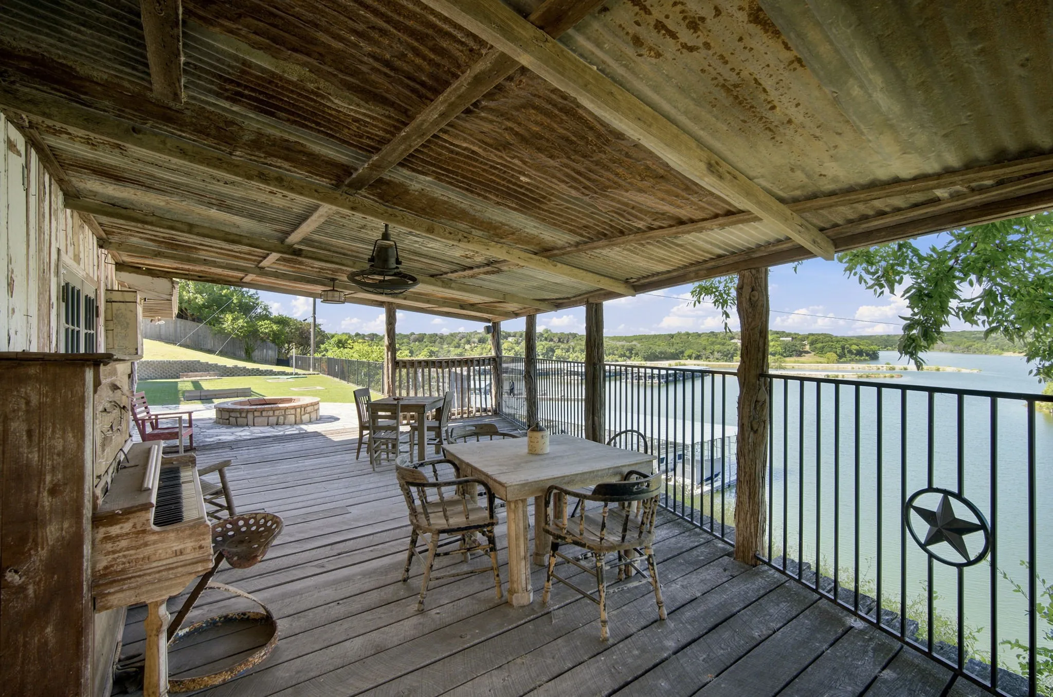 Single Family Residence For Sale in Bosque County , 311 County Road 1710, Clifton, Texas 76634, 5 Bedroom, 3 Bathroom, 4 Garage spaces, 3,592 Sqft, built in 1978, mls#21316958, Real Estate Agent in Clifton, Homes For Sale in Bosque county, Homes For Sale in Clifton, Realtor in Clifton Texas, Real Estate Brokerage Independent Realty Texas, Luminita Cordes Realtor
