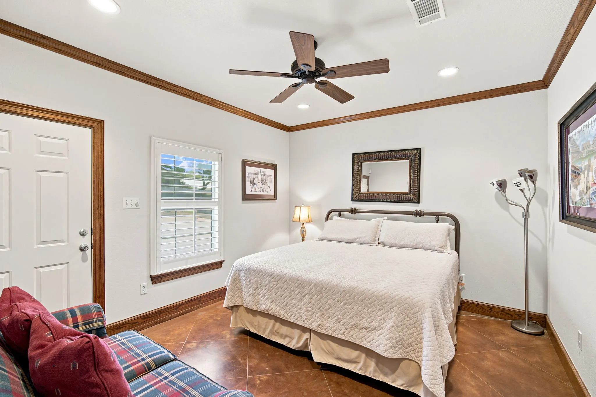 Single Family Residence For Sale in Bosque County , 311 County Road 1710, Clifton, Texas 76634, 5 Bedroom, 3 Bathroom, 4 Garage spaces, 3,592 Sqft, built in 1978, mls#21316958, Real Estate Agent in Clifton, Homes For Sale in Bosque county, Homes For Sale in Clifton, Realtor in Clifton Texas, Real Estate Brokerage Independent Realty Texas, Luminita Cordes Realtor