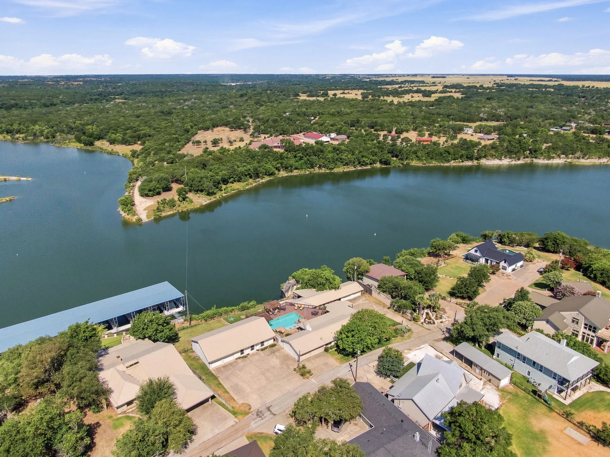 Single Family Residence For Sale in Bosque County , 311 County Road 1710, Clifton, Texas 76634, 5 Bedroom, 3 Bathroom, 4 Garage spaces, 3,592 Sqft, built in 1978, mls#21316958, Real Estate Agent in Clifton, Homes For Sale in Bosque county, Homes For Sale in Clifton, Realtor in Clifton Texas, Real Estate Brokerage Independent Realty Texas, Luminita Cordes Realtor