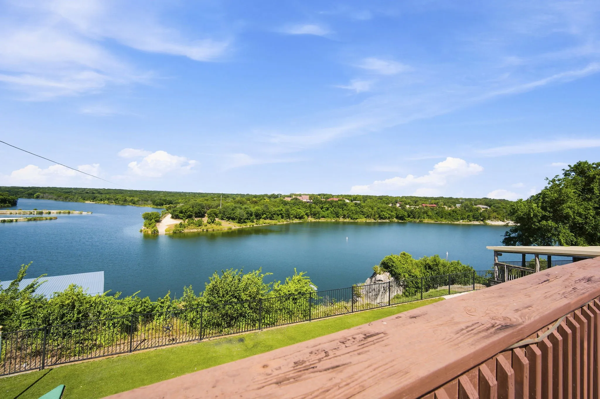 Single Family Residence For Sale in Bosque County , 311 County Road 1710, Clifton, Texas 76634, 5 Bedroom, 3 Bathroom, 4 Garage spaces, 3,592 Sqft, built in 1978, mls#21316958, Real Estate Agent in Clifton, Homes For Sale in Bosque county, Homes For Sale in Clifton, Realtor in Clifton Texas, Real Estate Brokerage Independent Realty Texas, Luminita Cordes Realtor