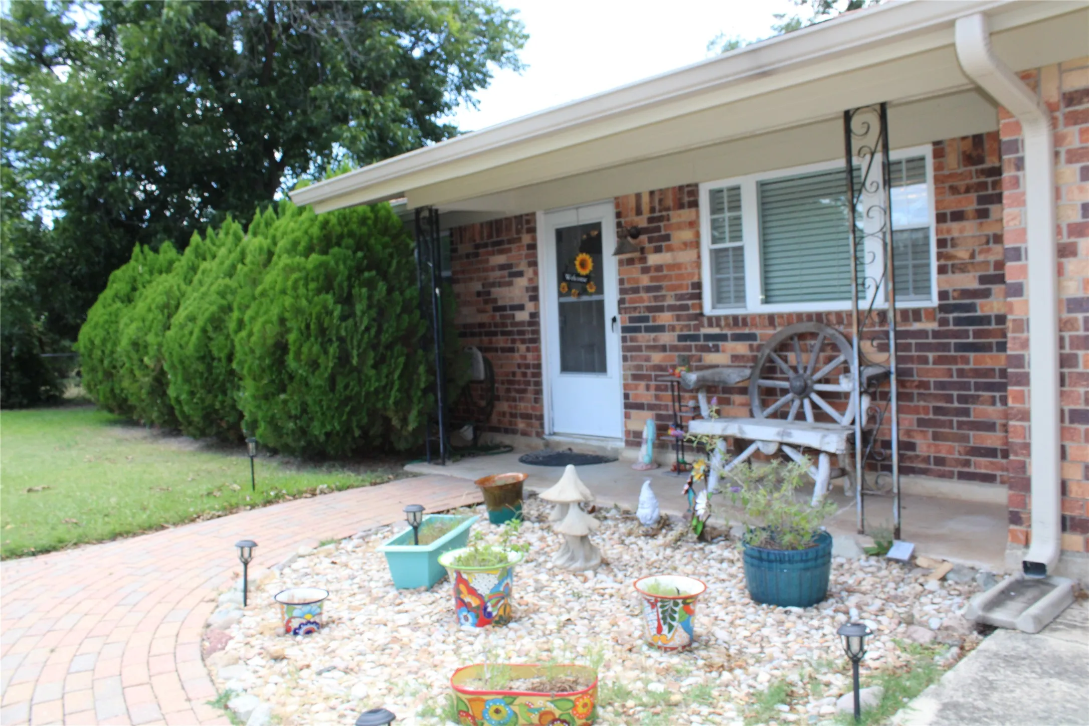 Single Family Residence For Sale in Brown County , 208 PARK DR, Early, Texas 76802, 4 Bedrooms, 3 Bathrooms, Garage spaces, 1,875 Sqft, built in 1970, Price $319,000, mls#21327451, Real Estate Agent in Early, Homes For Sale in Brown county, Homes For Sale in Early, Realtor in Early Texas, Real Estate Brokerage Independent Realty Texas, Luminita Cordes Realtor