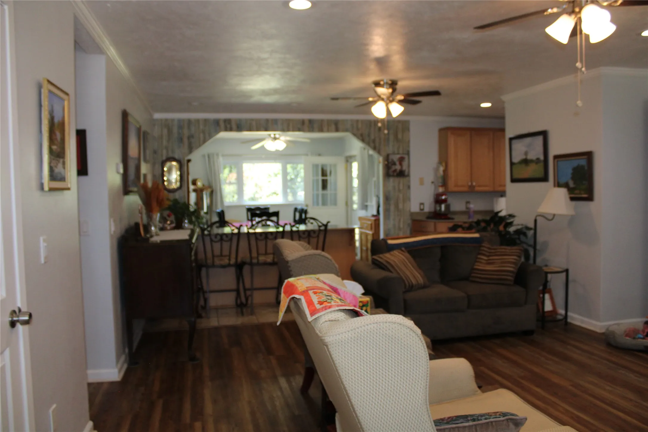 Single Family Residence For Sale in Brown County , 208 PARK DR, Early, Texas 76802, 4 Bedrooms, 3 Bathrooms, Garage spaces, 1,875 Sqft, built in 1970, Price $319,000, mls#21327451, Real Estate Agent in Early, Homes For Sale in Brown county, Homes For Sale in Early, Realtor in Early Texas, Real Estate Brokerage Independent Realty Texas, Luminita Cordes Realtor