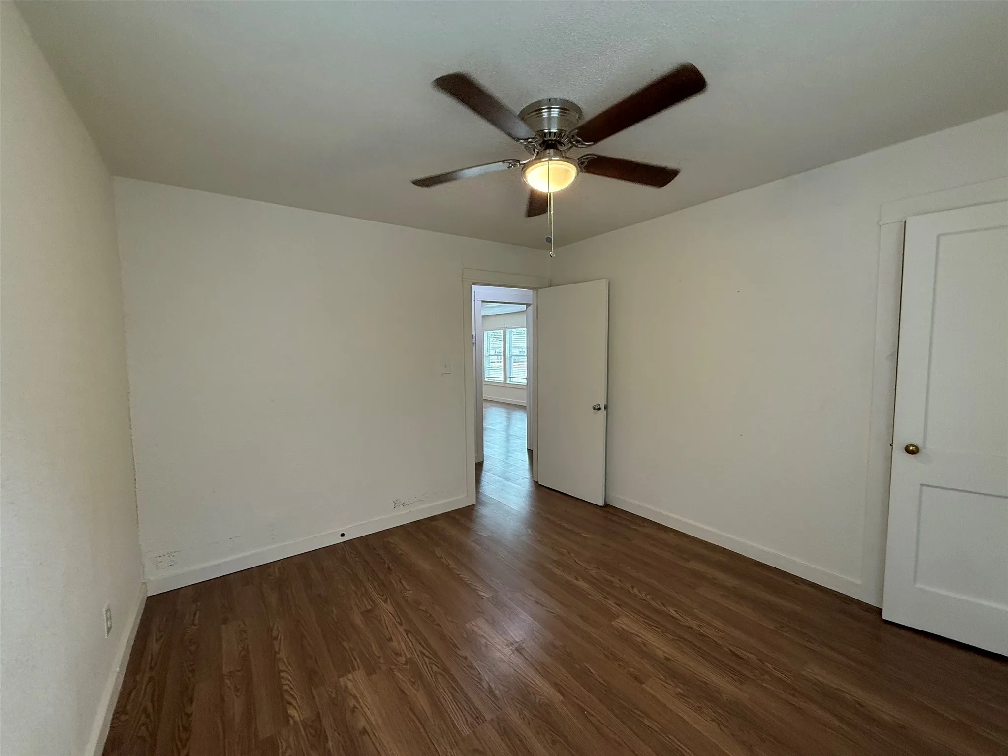 Single Family Residence For Rent in Taylor County , 1482 Burger Street, Abilene, Texas 79603, 3 Bedroom, 1 Bathroom, Garage spaces, 1,460 Sqft, built in 1950, mls#21307053, Real Estate Agent in Abilene, Homes For Rent in Taylor county, Homes For Rent in Abilene, Realtor in Abilene Texas, Real Estate Brokerage Independent Realty Texas, Luminita Cordes Realtor