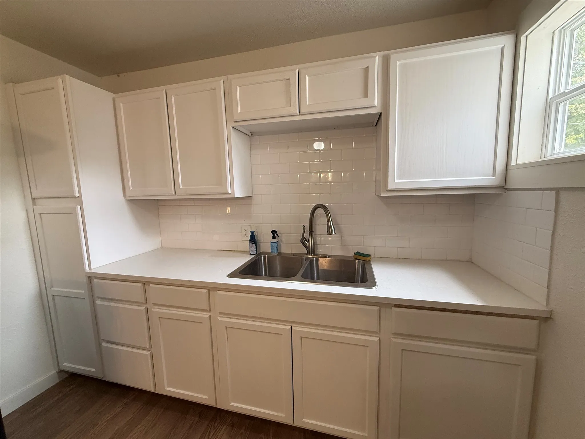 Single Family Residence For Rent in Taylor County , 1482 Burger Street, Abilene, Texas 79603, 3 Bedroom, 1 Bathroom, Garage spaces, 1,460 Sqft, built in 1950, mls#21307053, Real Estate Agent in Abilene, Homes For Rent in Taylor county, Homes For Rent in Abilene, Realtor in Abilene Texas, Real Estate Brokerage Independent Realty Texas, Luminita Cordes Realtor