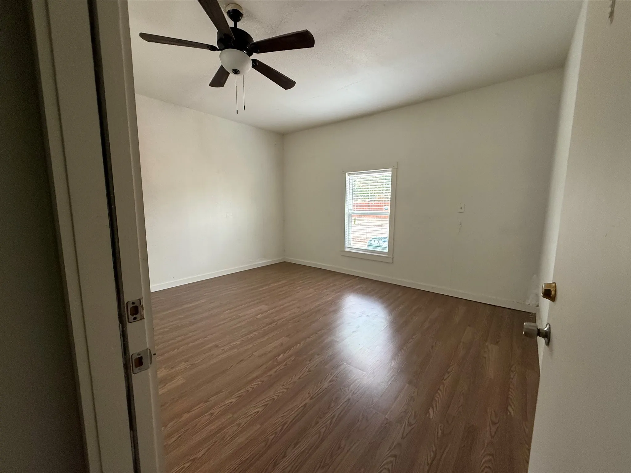 Single Family Residence For Rent in Taylor County , 1482 Burger Street, Abilene, Texas 79603, 3 Bedroom, 1 Bathroom, Garage spaces, 1,460 Sqft, built in 1950, mls#21307053, Real Estate Agent in Abilene, Homes For Rent in Taylor county, Homes For Rent in Abilene, Realtor in Abilene Texas, Real Estate Brokerage Independent Realty Texas, Luminita Cordes Realtor