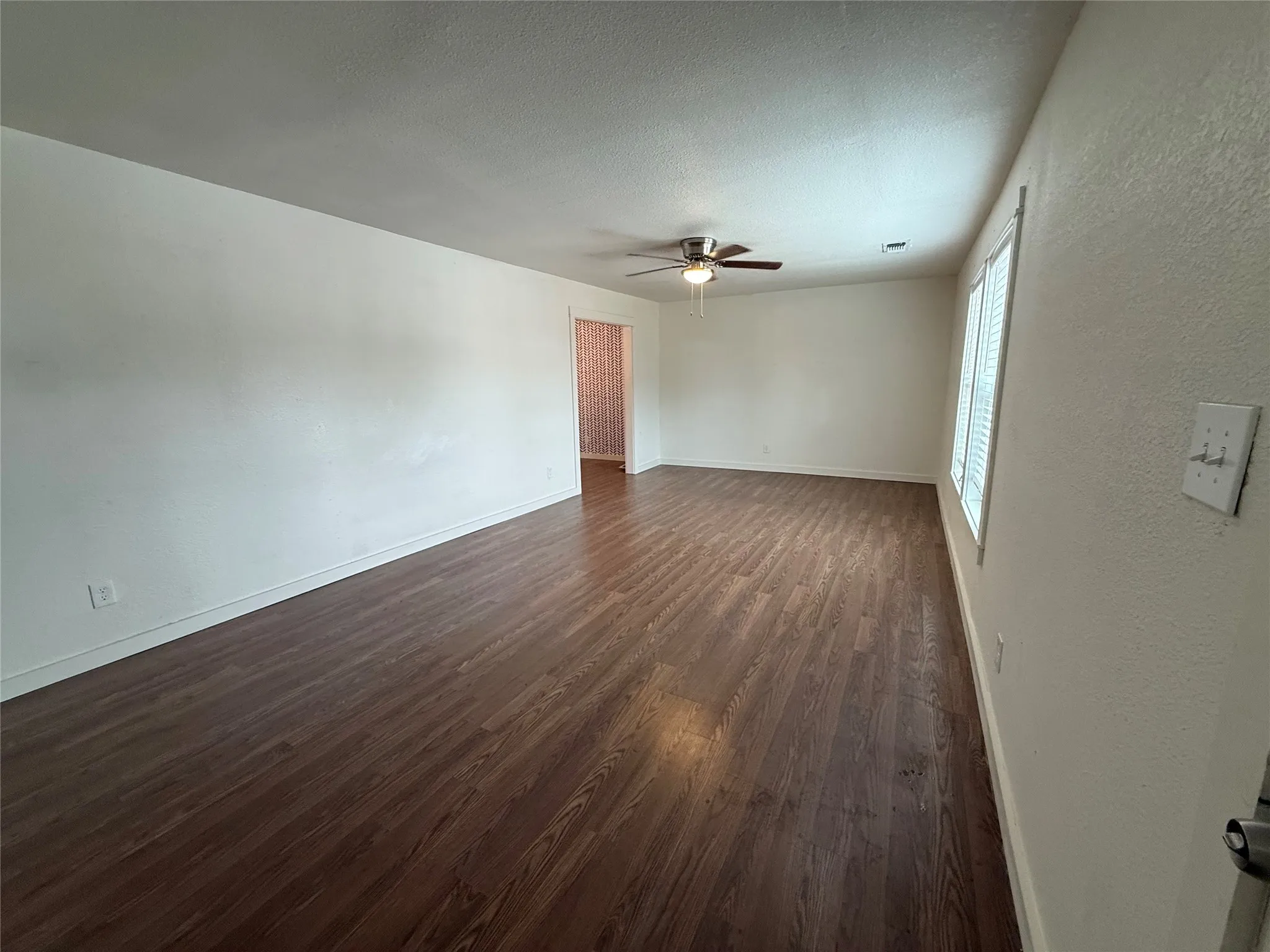 Single Family Residence For Rent in Taylor County , 1482 Burger Street, Abilene, Texas 79603, 3 Bedroom, 1 Bathroom, Garage spaces, 1,460 Sqft, built in 1950, mls#21307053, Real Estate Agent in Abilene, Homes For Rent in Taylor county, Homes For Rent in Abilene, Realtor in Abilene Texas, Real Estate Brokerage Independent Realty Texas, Luminita Cordes Realtor