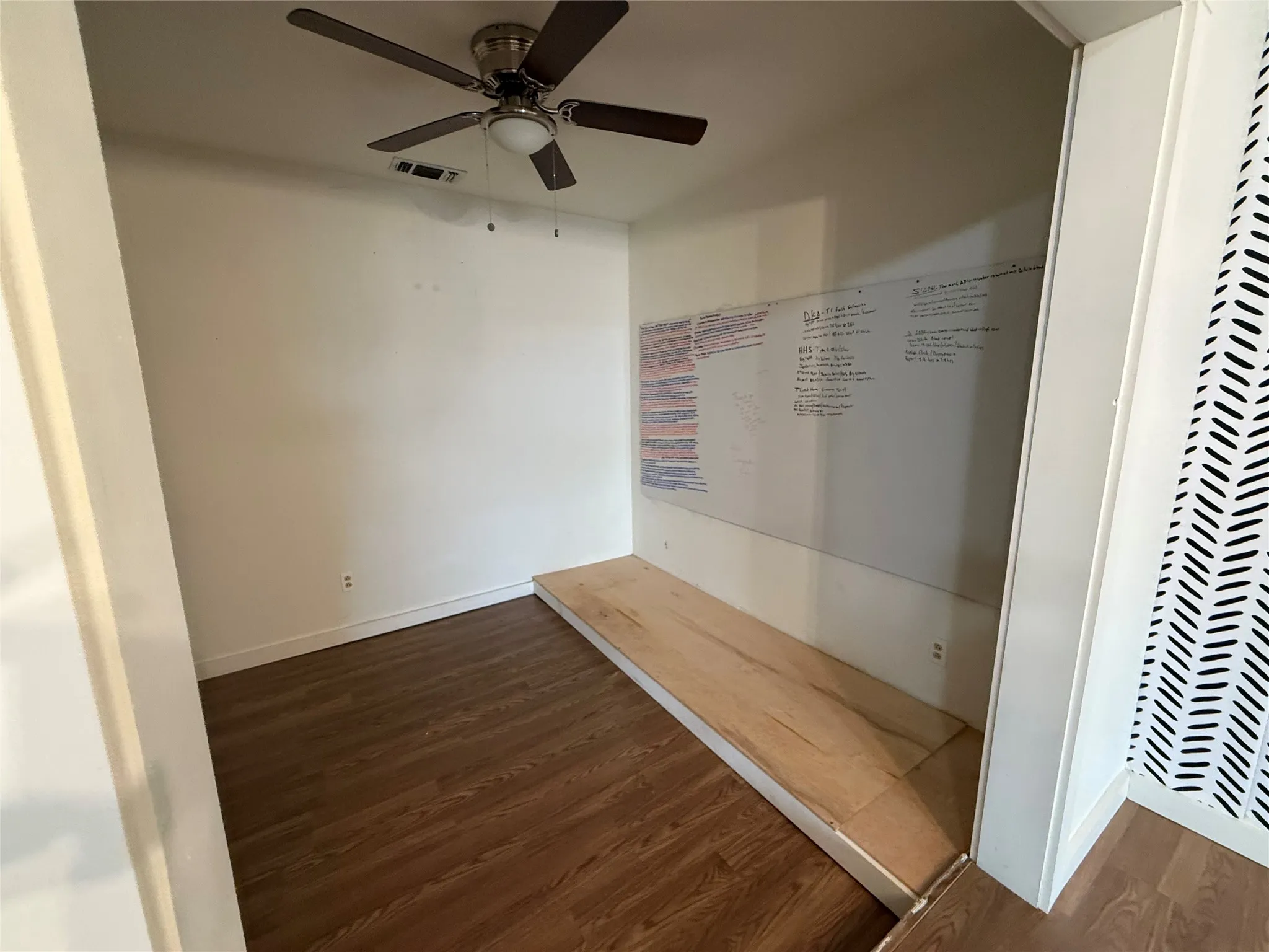 Single Family Residence For Rent in Taylor County , 1482 Burger Street, Abilene, Texas 79603, 3 Bedroom, 1 Bathroom, Garage spaces, 1,460 Sqft, built in 1950, mls#21307053, Real Estate Agent in Abilene, Homes For Rent in Taylor county, Homes For Rent in Abilene, Realtor in Abilene Texas, Real Estate Brokerage Independent Realty Texas, Luminita Cordes Realtor