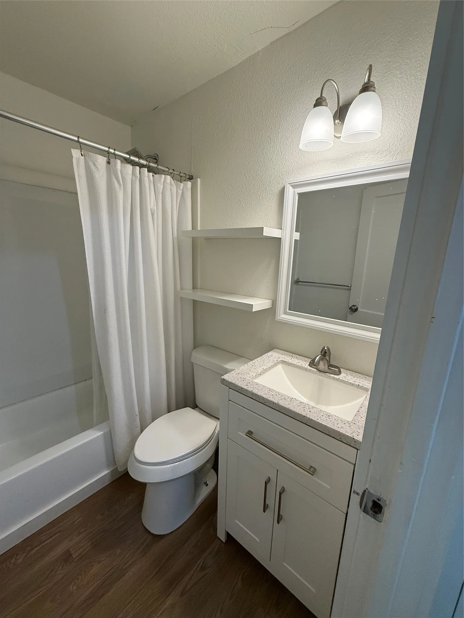 Single Family Residence For Rent in Taylor County , 1482 Burger Street, Abilene, Texas 79603, 3 Bedroom, 1 Bathroom, Garage spaces, 1,460 Sqft, built in 1950, mls#21307053, Real Estate Agent in Abilene, Homes For Rent in Taylor county, Homes For Rent in Abilene, Realtor in Abilene Texas, Real Estate Brokerage Independent Realty Texas, Luminita Cordes Realtor