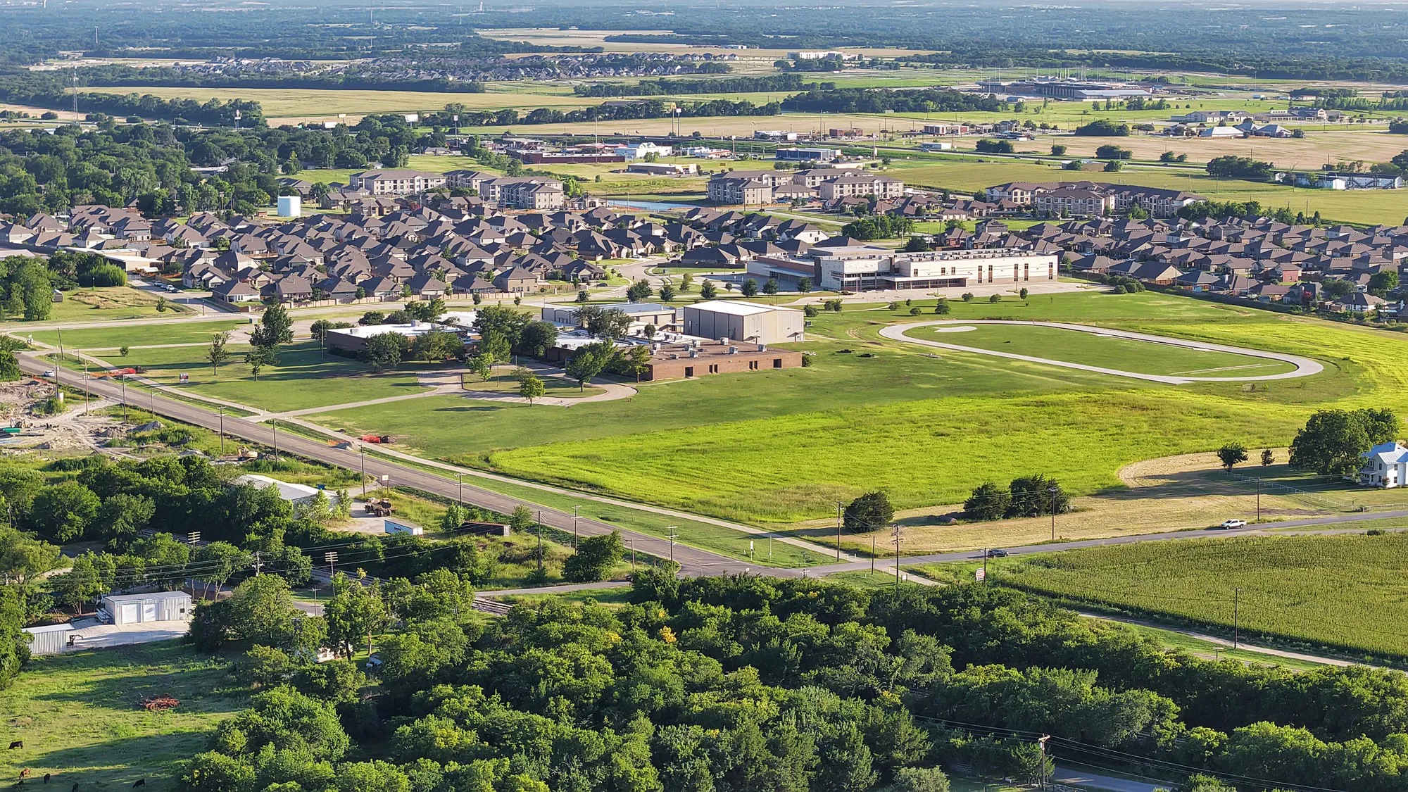 Unimproved Land For Sale in Grayson County , TBD N Waco Street, Van Alstyne, Texas 75495, 0, 0, Garage spaces, 0 Sqft, built in 0, mls#21326986, Real Estate Agent in Van Alstyne, Homes For Sale in Grayson county, Homes For Sale in Van Alstyne, Realtor in Van Alstyne Texas, Real Estate Brokerage Independent Realty Texas, Luminita Cordes Realtor