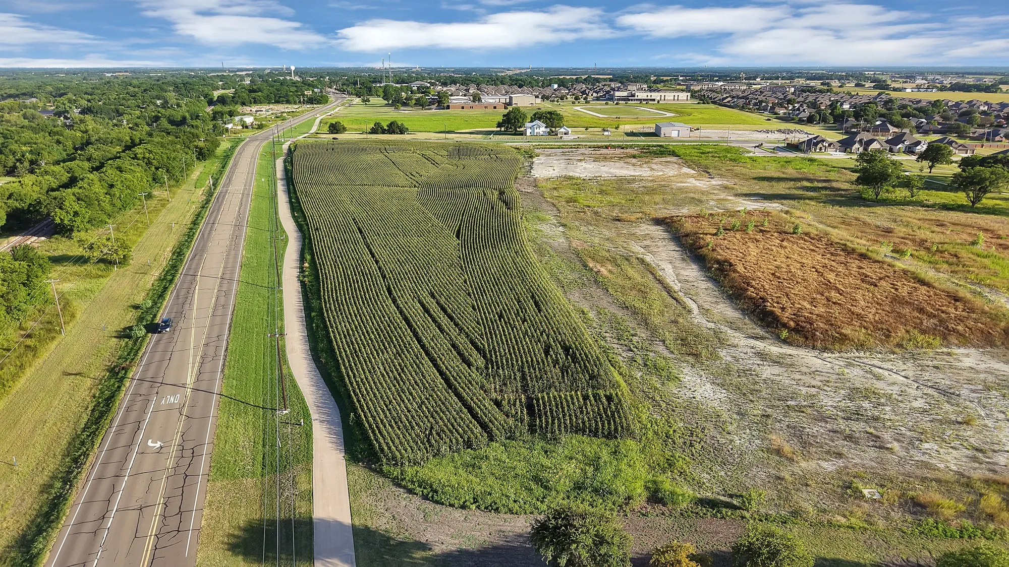Unimproved Land For Sale in Grayson County , TBD N Waco Street, Van Alstyne, Texas 75495, 0, 0, Garage spaces, 0 Sqft, built in 0, mls#21326986, Real Estate Agent in Van Alstyne, Homes For Sale in Grayson county, Homes For Sale in Van Alstyne, Realtor in Van Alstyne Texas, Real Estate Brokerage Independent Realty Texas, Luminita Cordes Realtor