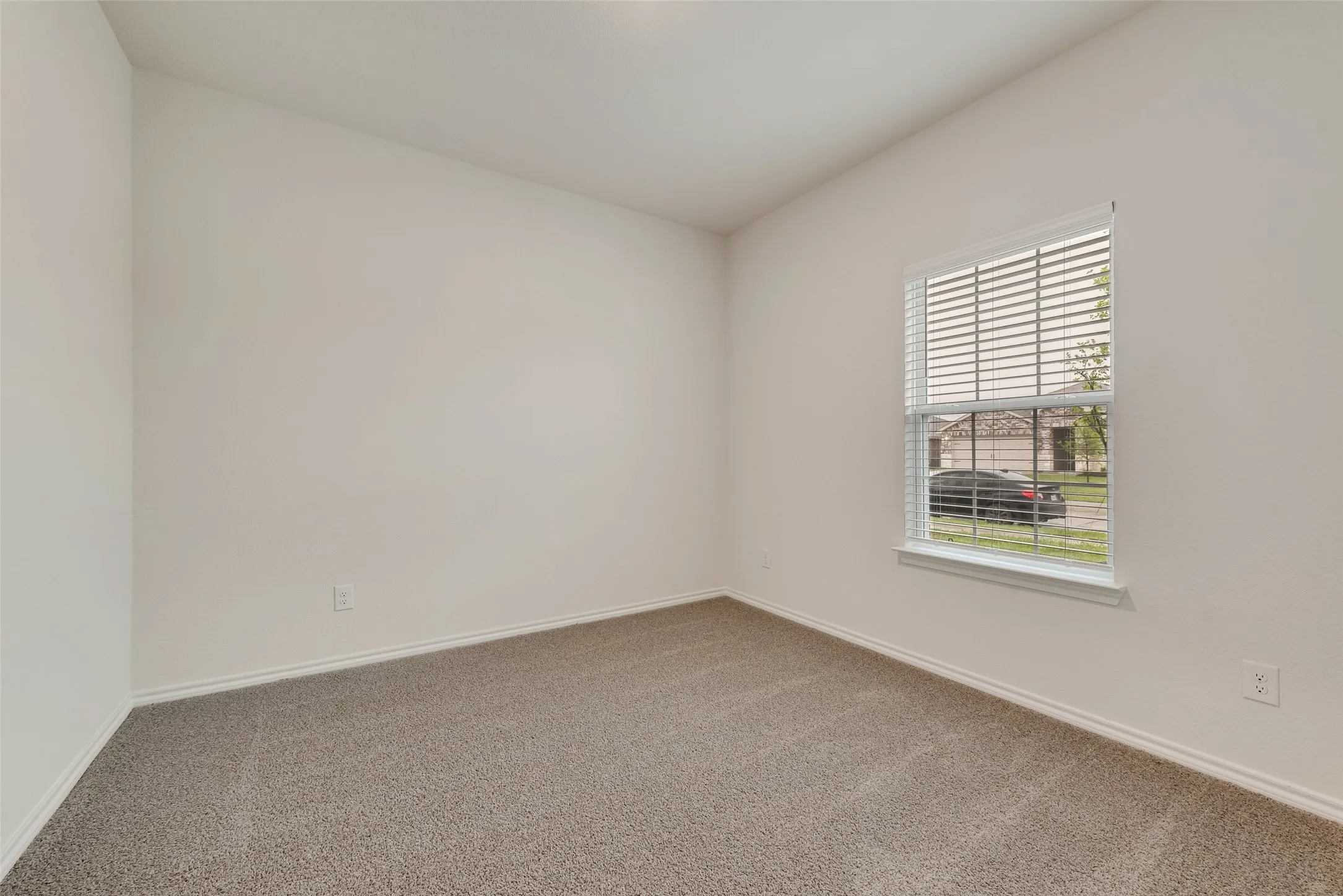 Single Family Residence For Rent in Hunt County , 124 Labein Avenue, Greenville, Texas 75402, 4 Bedroom, 4 Bathroom, 2 Garage spaces, 2,204 Sqft, built in 2024, mls#21328163, Real Estate Agent in Greenville, Homes For Rent in Hunt county, Homes For Rent in Greenville, Realtor in Greenville Texas, Real Estate Brokerage Independent Realty Texas, Luminita Cordes Realtor