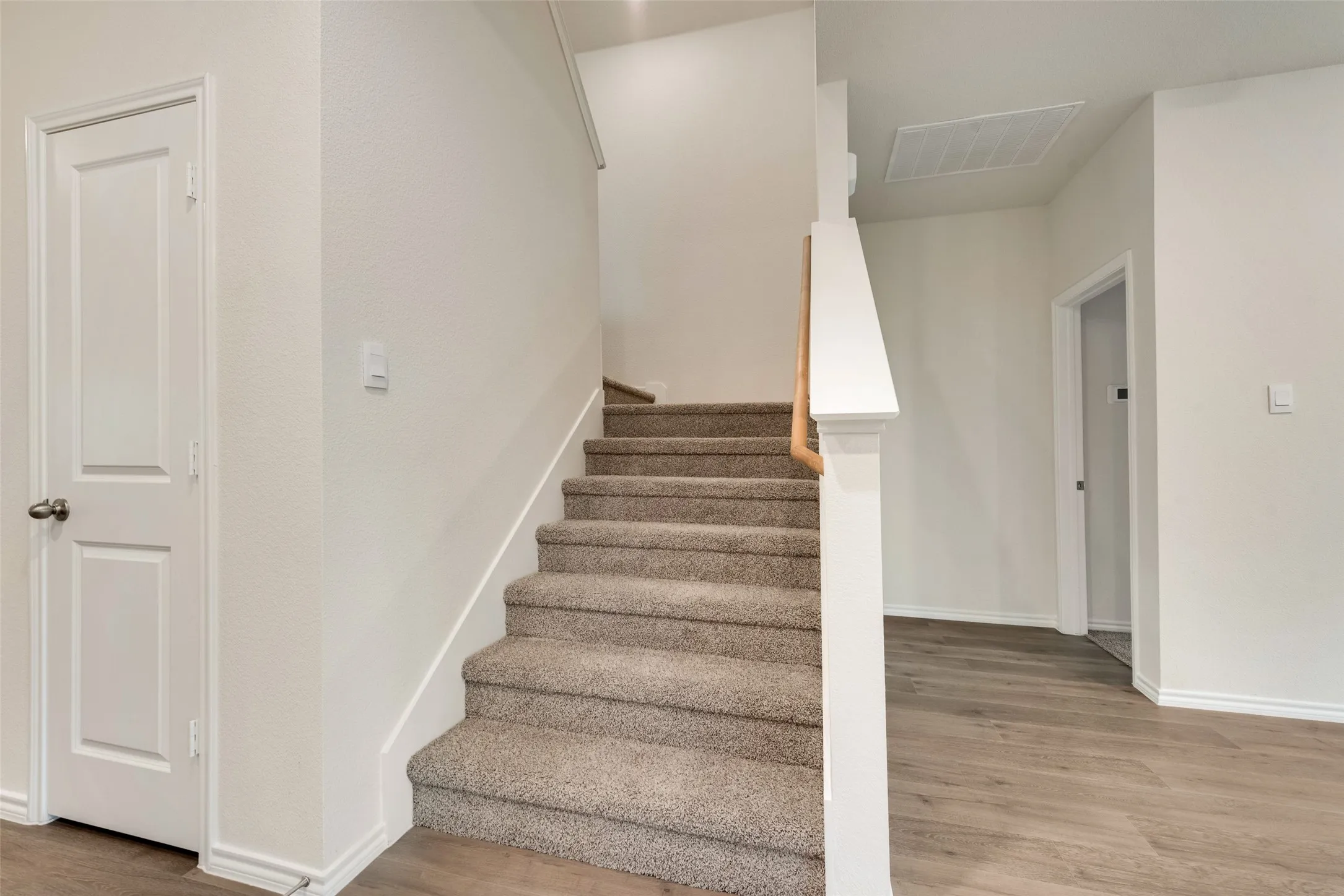 Single Family Residence For Rent in Hunt County , 124 Labein Avenue, Greenville, Texas 75402, 4 Bedroom, 4 Bathroom, 2 Garage spaces, 2,204 Sqft, built in 2024, mls#21328163, Real Estate Agent in Greenville, Homes For Rent in Hunt county, Homes For Rent in Greenville, Realtor in Greenville Texas, Real Estate Brokerage Independent Realty Texas, Luminita Cordes Realtor