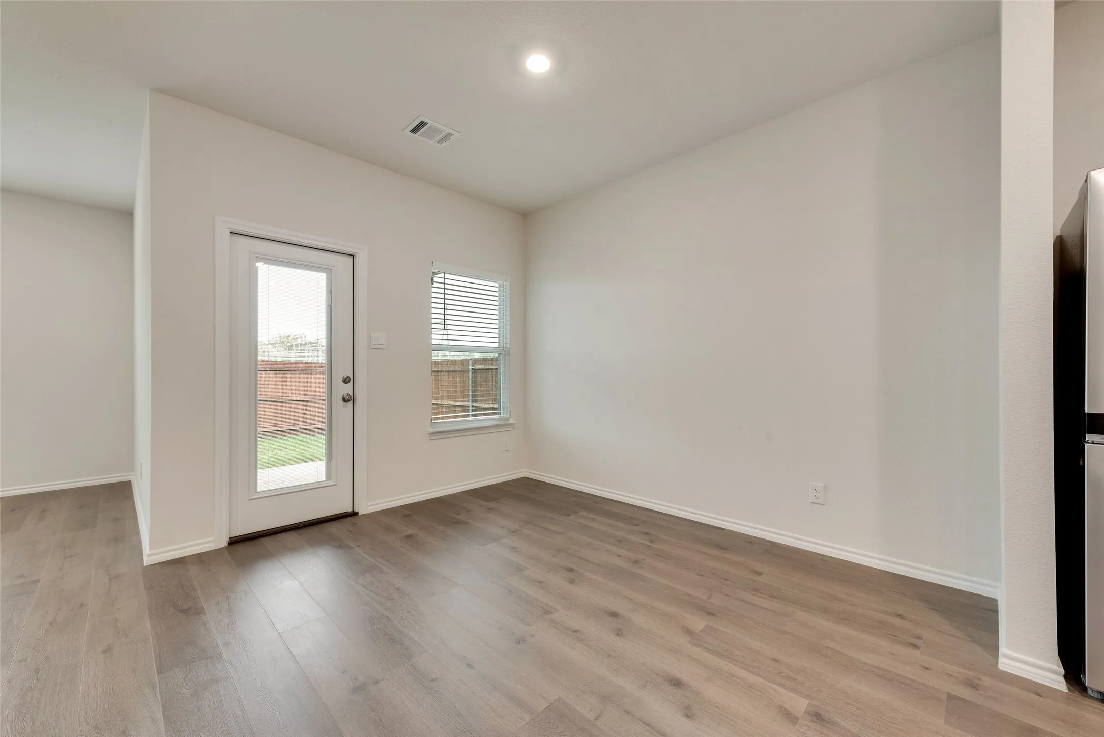 Single Family Residence For Rent in Hunt County , 124 Labein Avenue, Greenville, Texas 75402, 4 Bedroom, 4 Bathroom, 2 Garage spaces, 2,204 Sqft, built in 2024, mls#21328163, Real Estate Agent in Greenville, Homes For Rent in Hunt county, Homes For Rent in Greenville, Realtor in Greenville Texas, Real Estate Brokerage Independent Realty Texas, Luminita Cordes Realtor