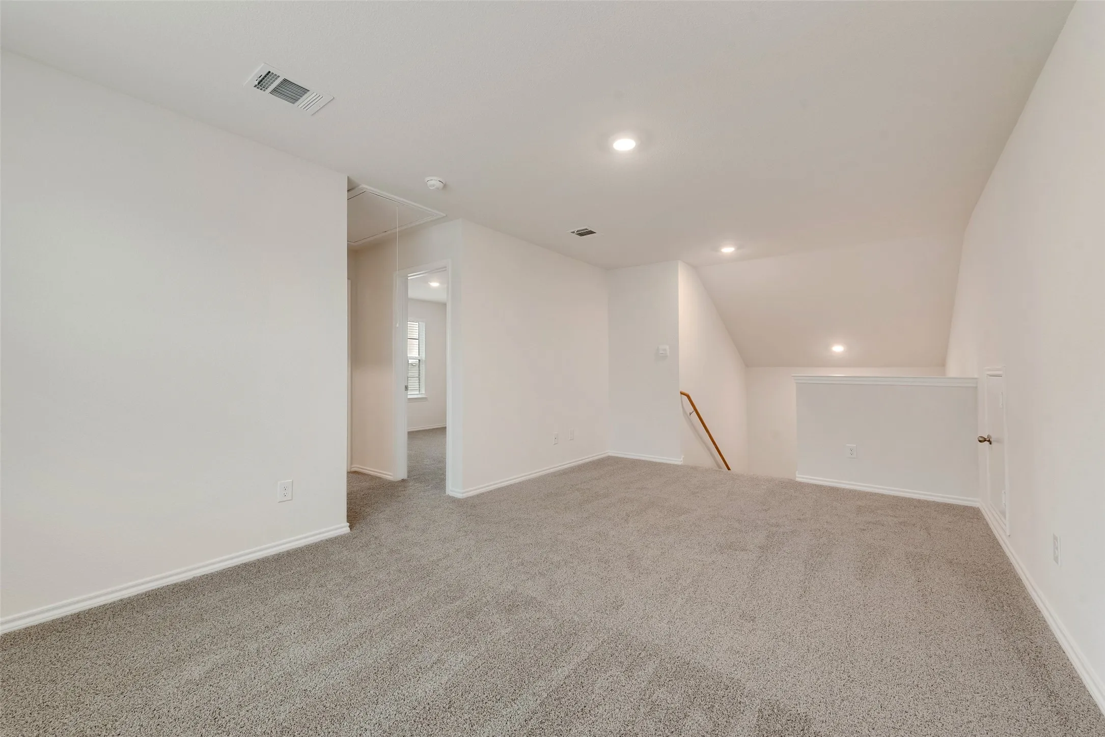Single Family Residence For Rent in Hunt County , 124 Labein Avenue, Greenville, Texas 75402, 4 Bedroom, 4 Bathroom, 2 Garage spaces, 2,204 Sqft, built in 2024, mls#21328163, Real Estate Agent in Greenville, Homes For Rent in Hunt county, Homes For Rent in Greenville, Realtor in Greenville Texas, Real Estate Brokerage Independent Realty Texas, Luminita Cordes Realtor