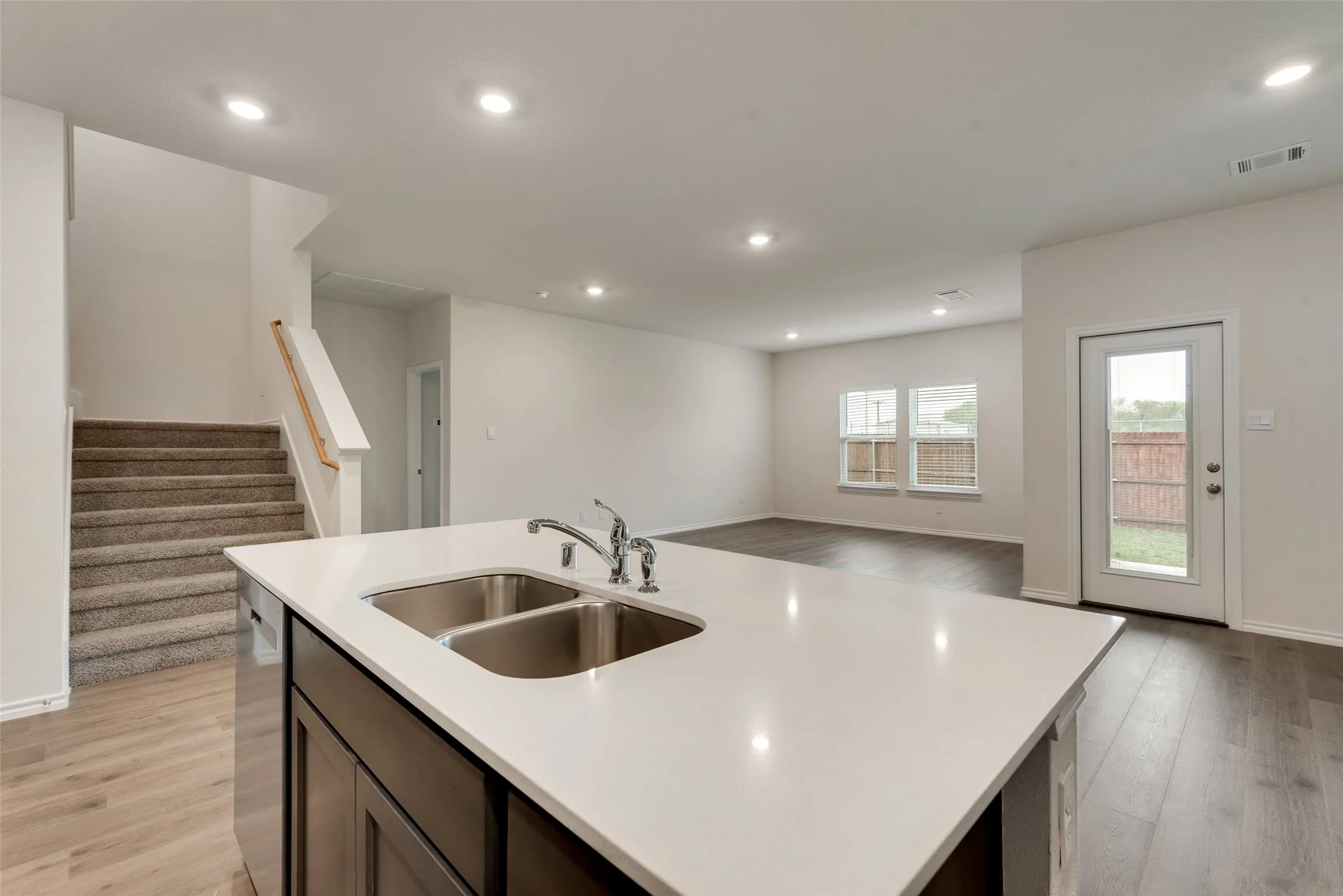 Single Family Residence For Rent in Hunt County , 124 Labein Avenue, Greenville, Texas 75402, 4 Bedroom, 4 Bathroom, 2 Garage spaces, 2,204 Sqft, built in 2024, mls#21328163, Real Estate Agent in Greenville, Homes For Rent in Hunt county, Homes For Rent in Greenville, Realtor in Greenville Texas, Real Estate Brokerage Independent Realty Texas, Luminita Cordes Realtor