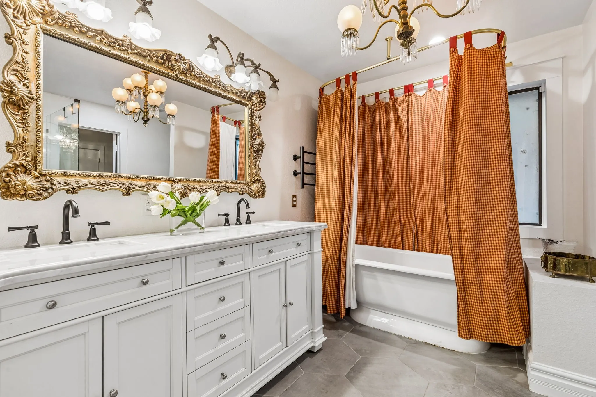 Double vanity and relaxing garden tub