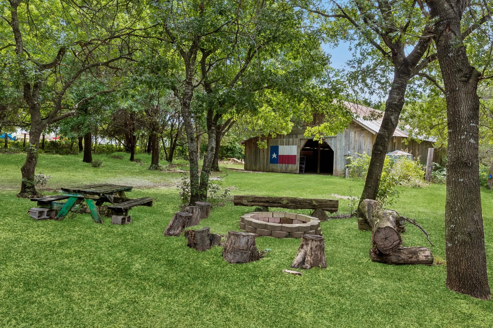 Enjoy unforgettable s'mores nights around the firepit