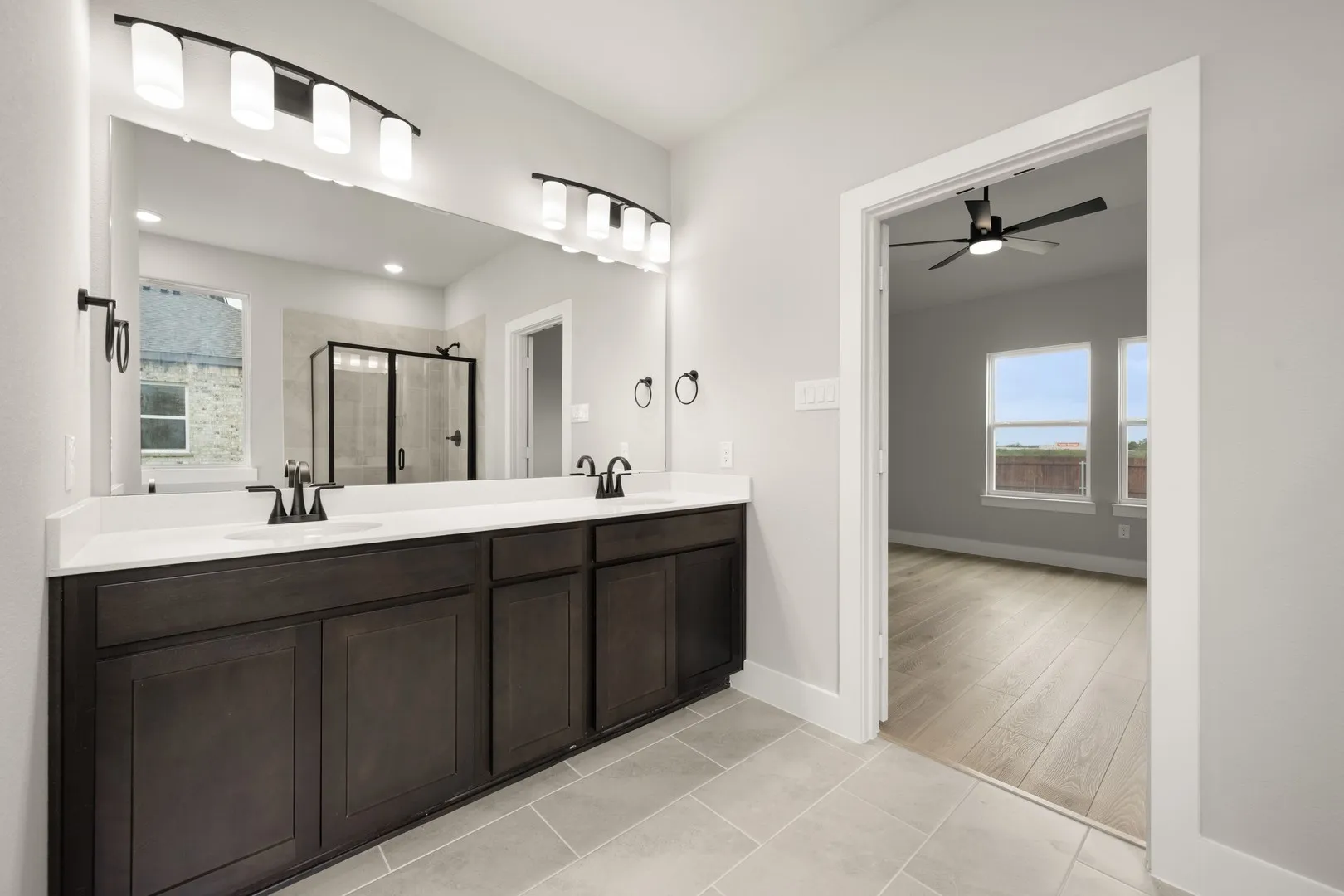 709 Durango- Primary Suite-4