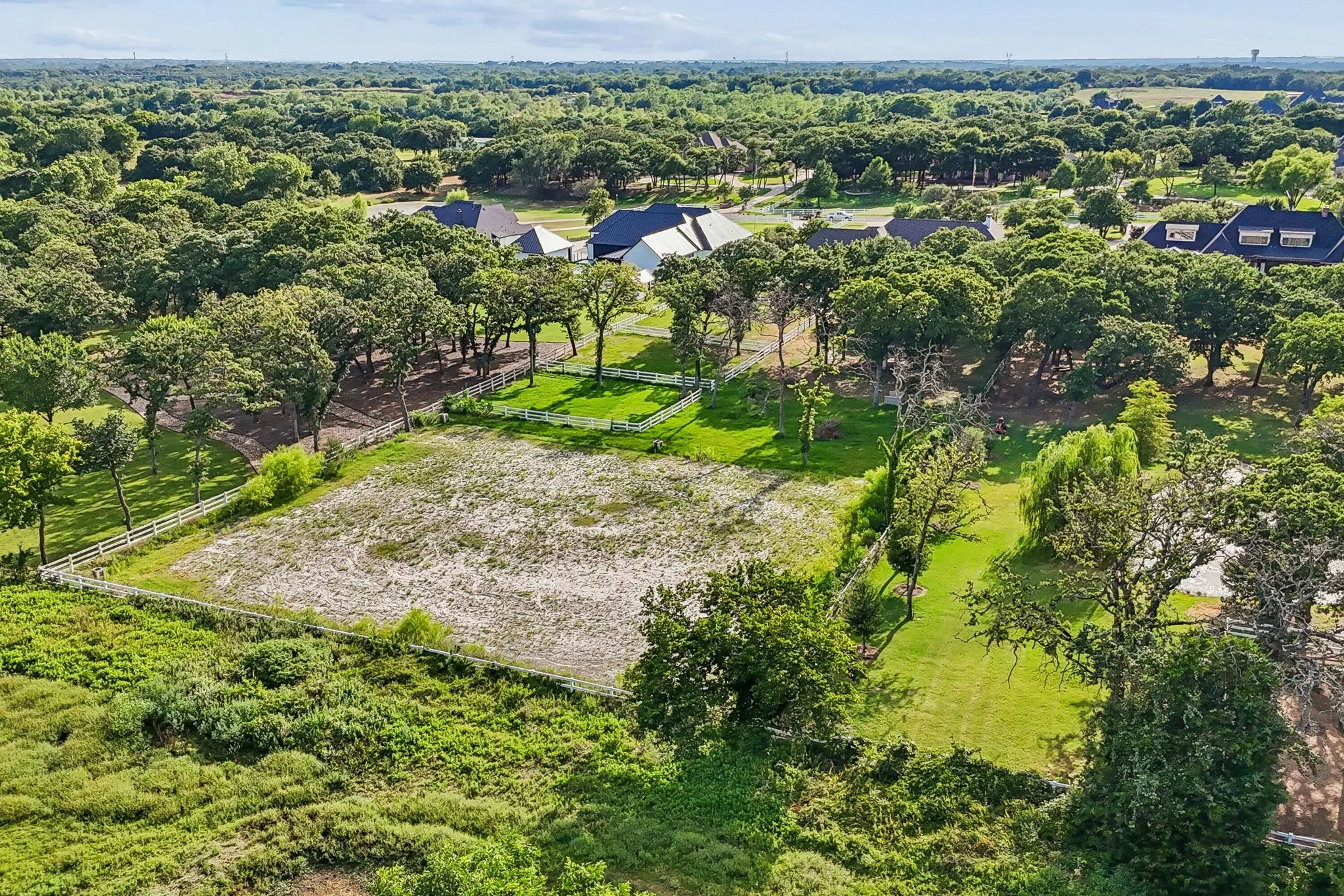 Single Family Residence For Sale in Tarrant County , 5401 Hidden Valley Court, Mansfield, Texas 76063, 4 Bedrooms, 4 Bathrooms, 3 Garage spaces, 3,583 Sqft, built in 2000, Price $1,300,000, mls#21327144, Real Estate Agent in Mansfield, Homes For Sale in Tarrant county, Homes For Sale in Mansfield, Realtor in Mansfield Texas, Real Estate Brokerage Independent Realty Texas, Luminita Cordes Realtor