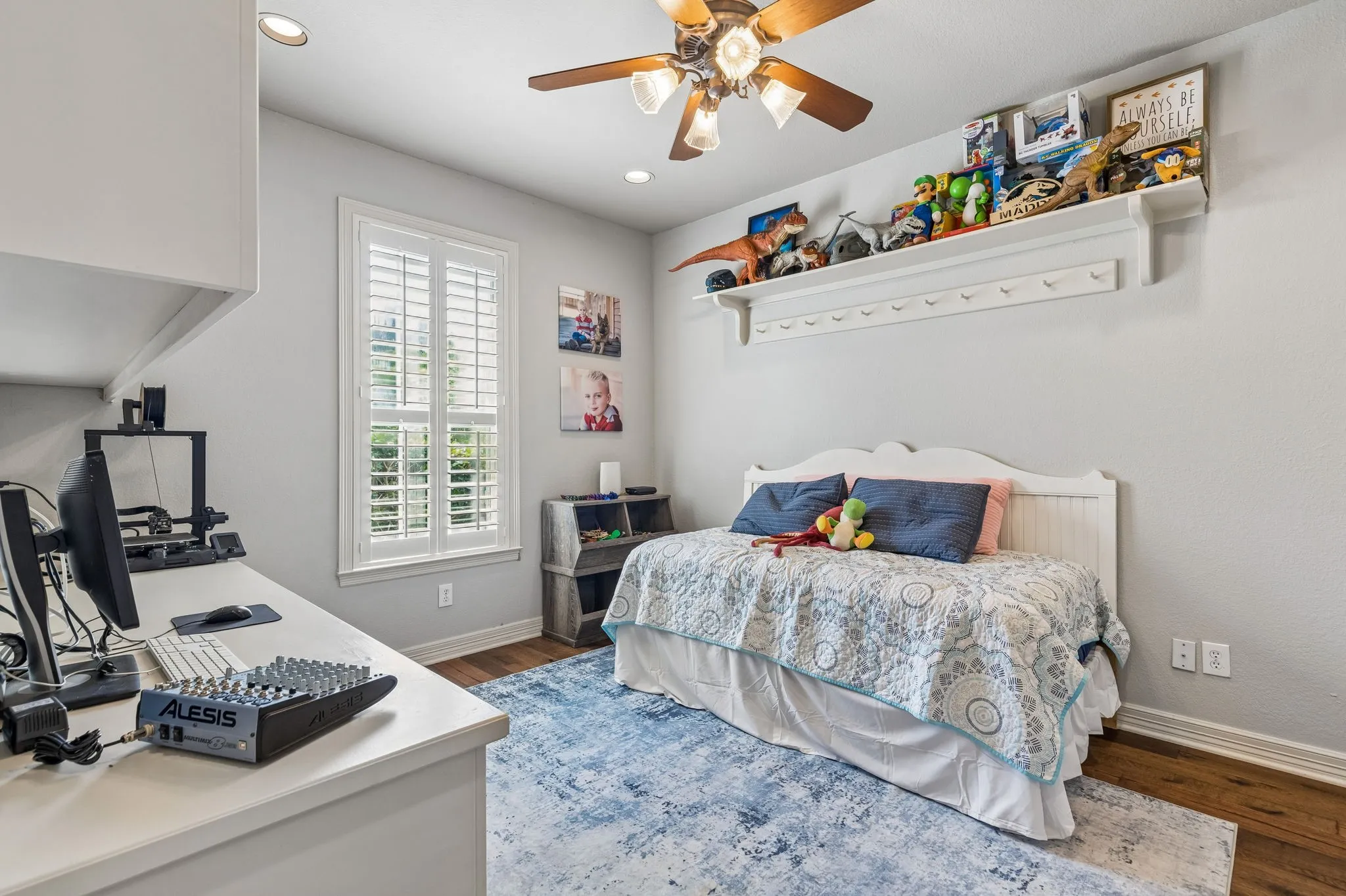Single Family Residence For Sale in Tarrant County , 5401 Hidden Valley Court, Mansfield, Texas 76063, 4 Bedrooms, 4 Bathrooms, 3 Garage spaces, 3,583 Sqft, built in 2000, Price $1,300,000, mls#21327144, Real Estate Agent in Mansfield, Homes For Sale in Tarrant county, Homes For Sale in Mansfield, Realtor in Mansfield Texas, Real Estate Brokerage Independent Realty Texas, Luminita Cordes Realtor