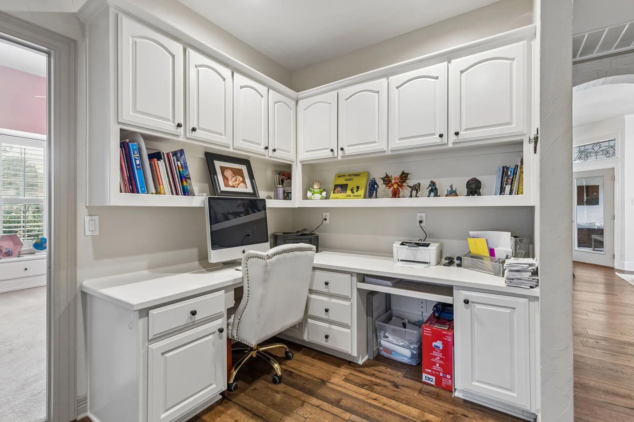Single Family Residence For Sale in Tarrant County , 5401 Hidden Valley Court, Mansfield, Texas 76063, 4 Bedrooms, 4 Bathrooms, 3 Garage spaces, 3,583 Sqft, built in 2000, Price $1,300,000, mls#21327144, Real Estate Agent in Mansfield, Homes For Sale in Tarrant county, Homes For Sale in Mansfield, Realtor in Mansfield Texas, Real Estate Brokerage Independent Realty Texas, Luminita Cordes Realtor