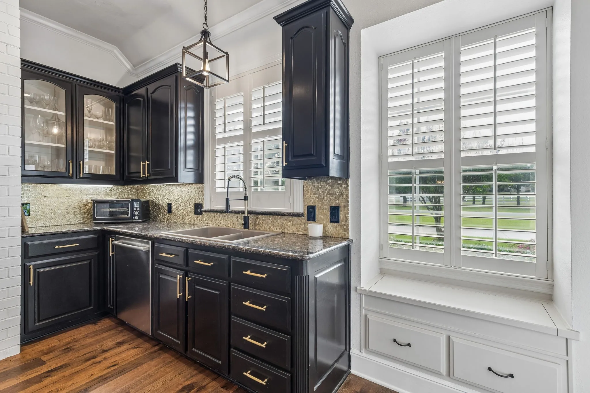 Single Family Residence For Sale in Tarrant County , 5401 Hidden Valley Court, Mansfield, Texas 76063, 4 Bedrooms, 4 Bathrooms, 3 Garage spaces, 3,583 Sqft, built in 2000, Price $1,300,000, mls#21327144, Real Estate Agent in Mansfield, Homes For Sale in Tarrant county, Homes For Sale in Mansfield, Realtor in Mansfield Texas, Real Estate Brokerage Independent Realty Texas, Luminita Cordes Realtor